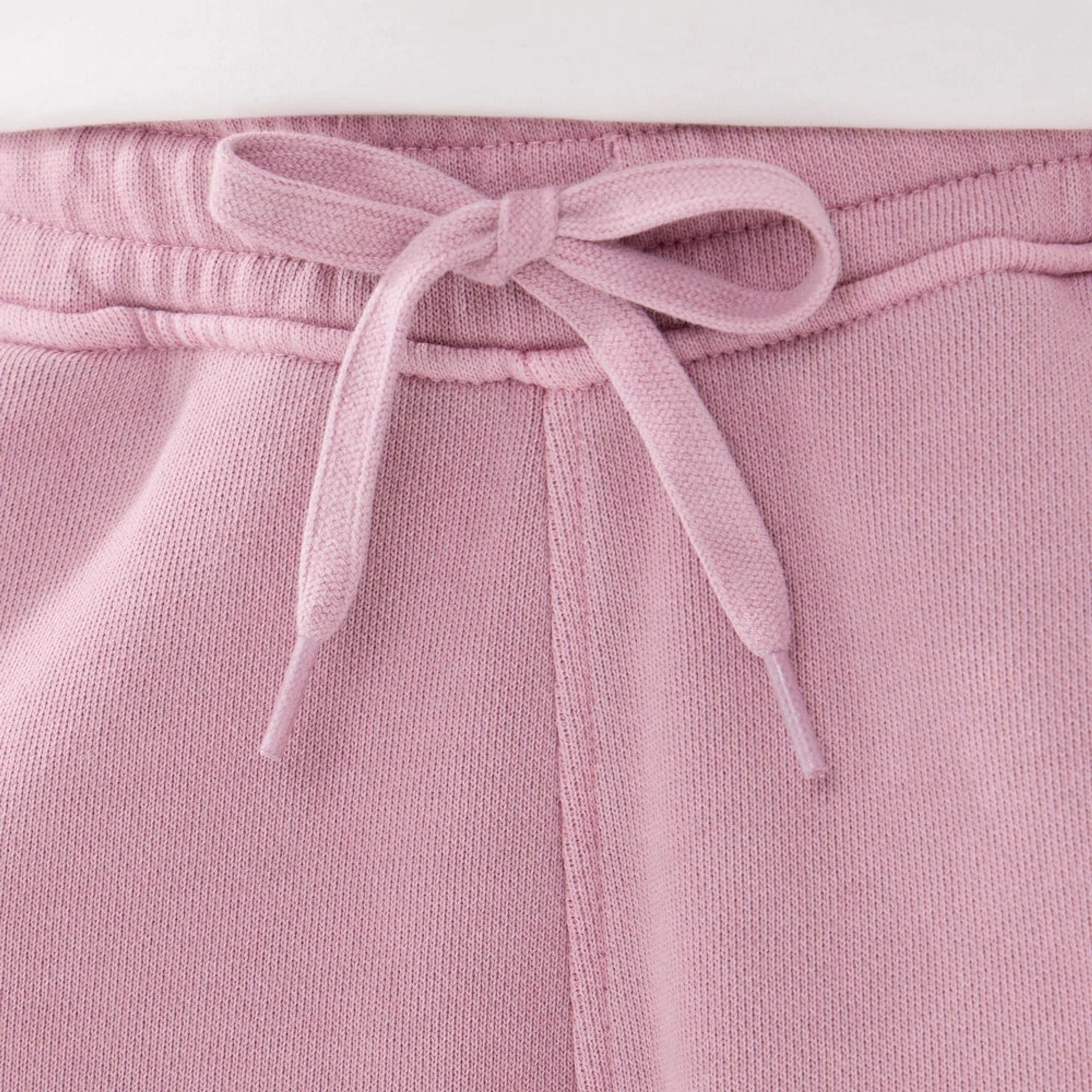 New Era Originators Pink Oversized Shorts - Image 3