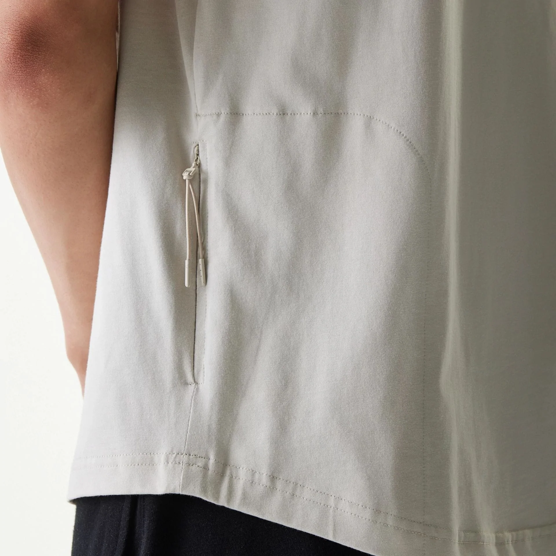 New Era Outdoor Earth Day Stone Side Pocket T-Shirt - Image 6