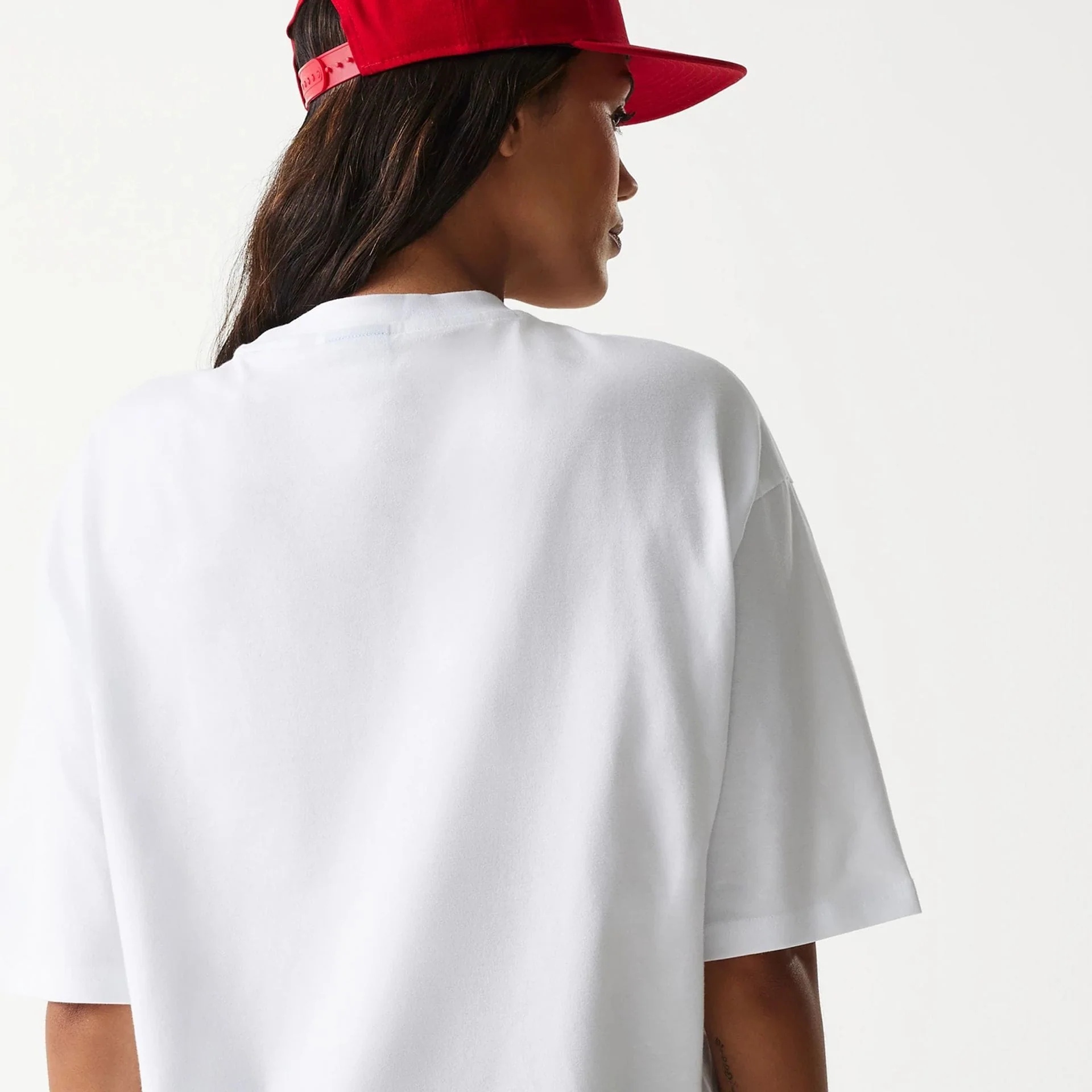 New Era Outdoor Graphic White Oversized T-Shirt - Image 8