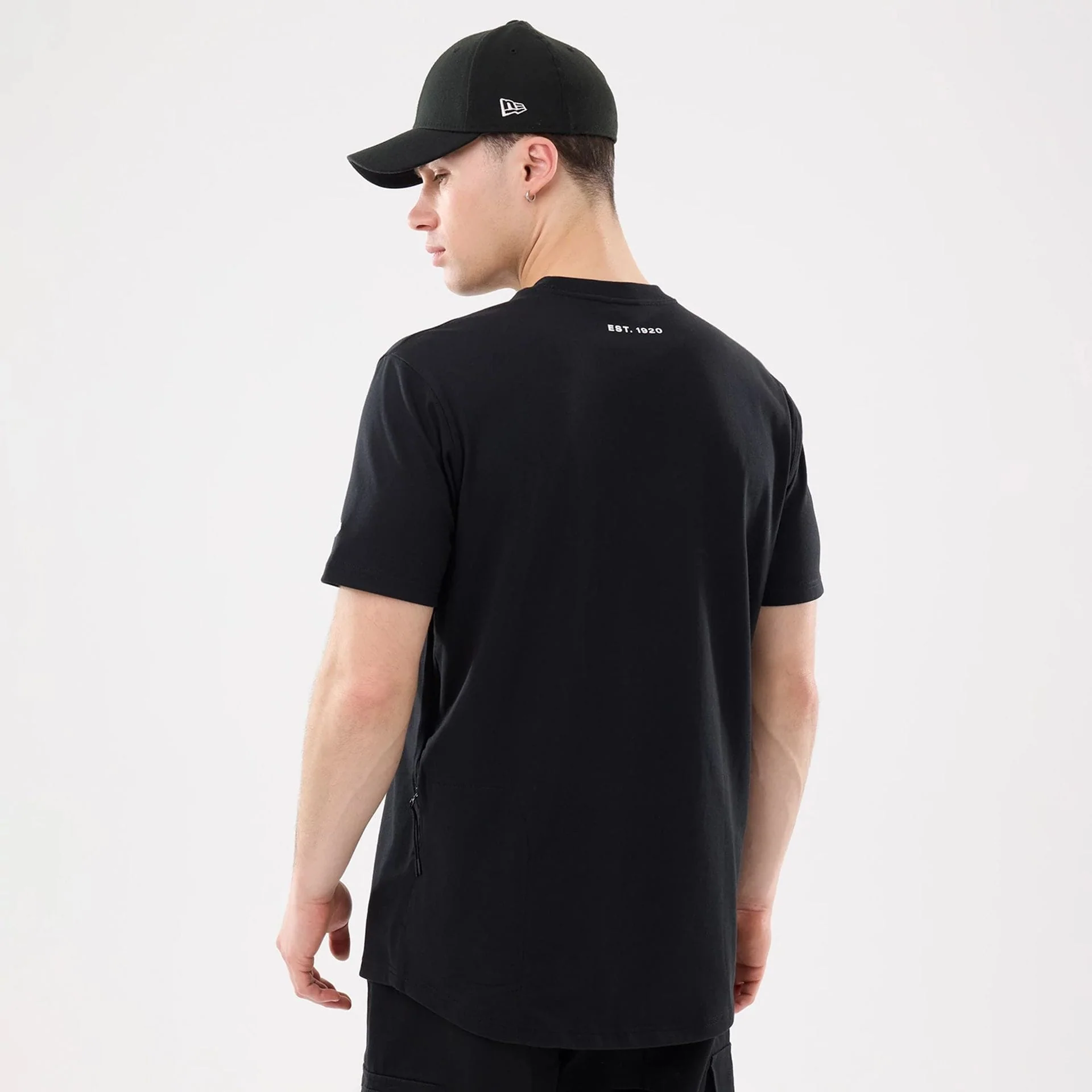 New Era Outdoor Mountain Black T-Shirt - Image 2