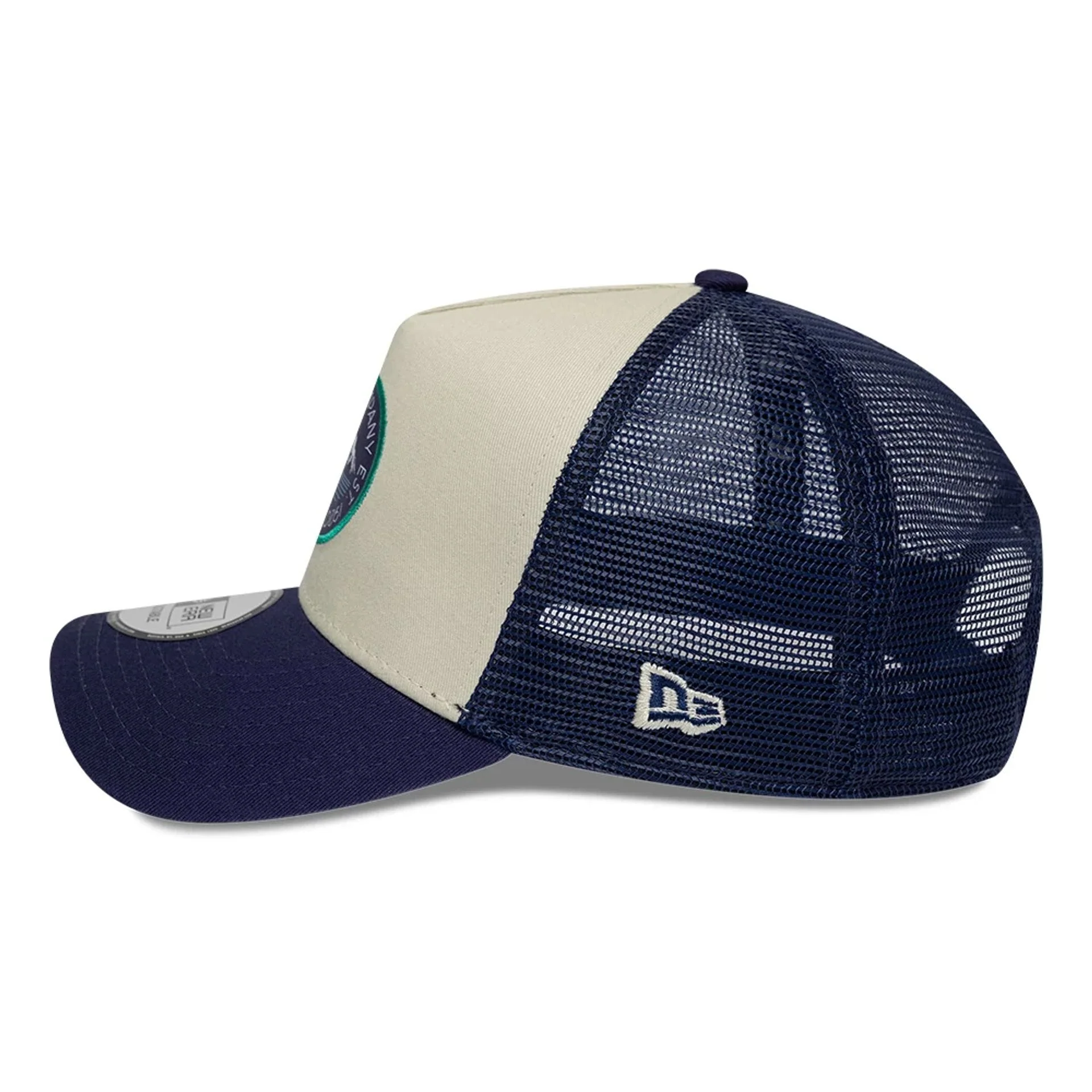 New Era Outdoor Washed Navy 9FORTY A-Frame Trucker Adjustable Cap - Image 5