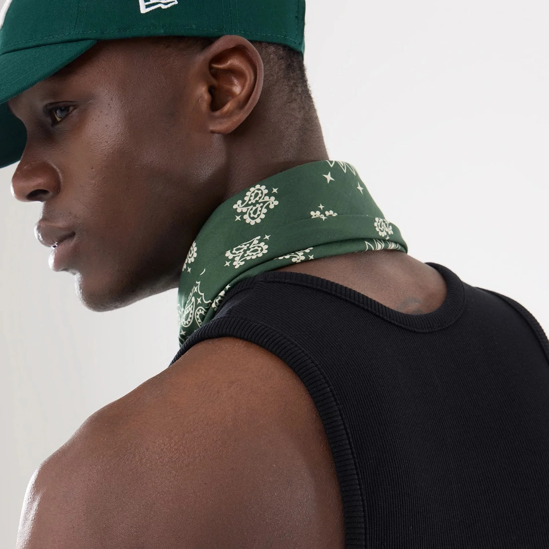 New Era Paisley Dark Green Bandana - Image 4