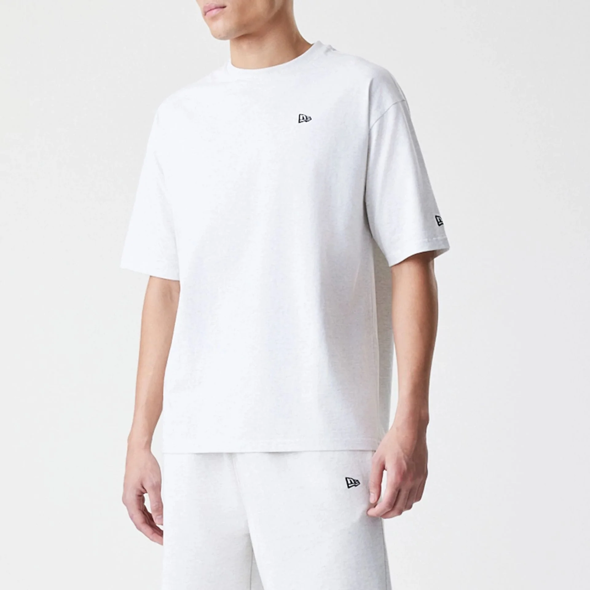 New Era Premium Essential Pastel Grey Oversized T-Shirt - Image 3