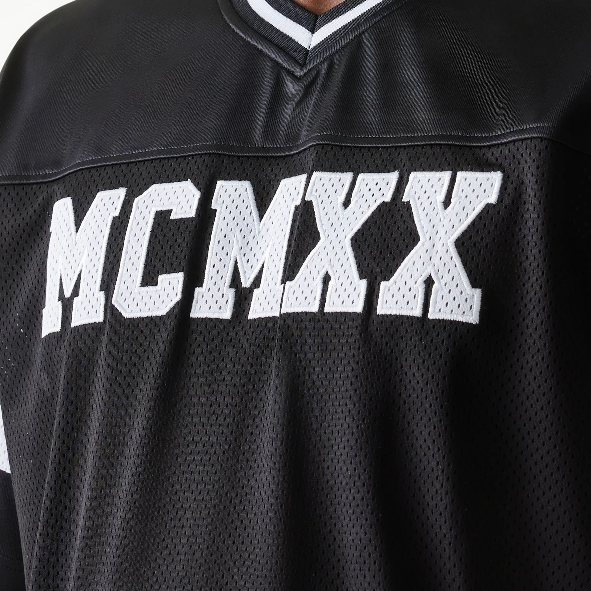 New Era Retro Sports Black Mesh Jersey - Image 5