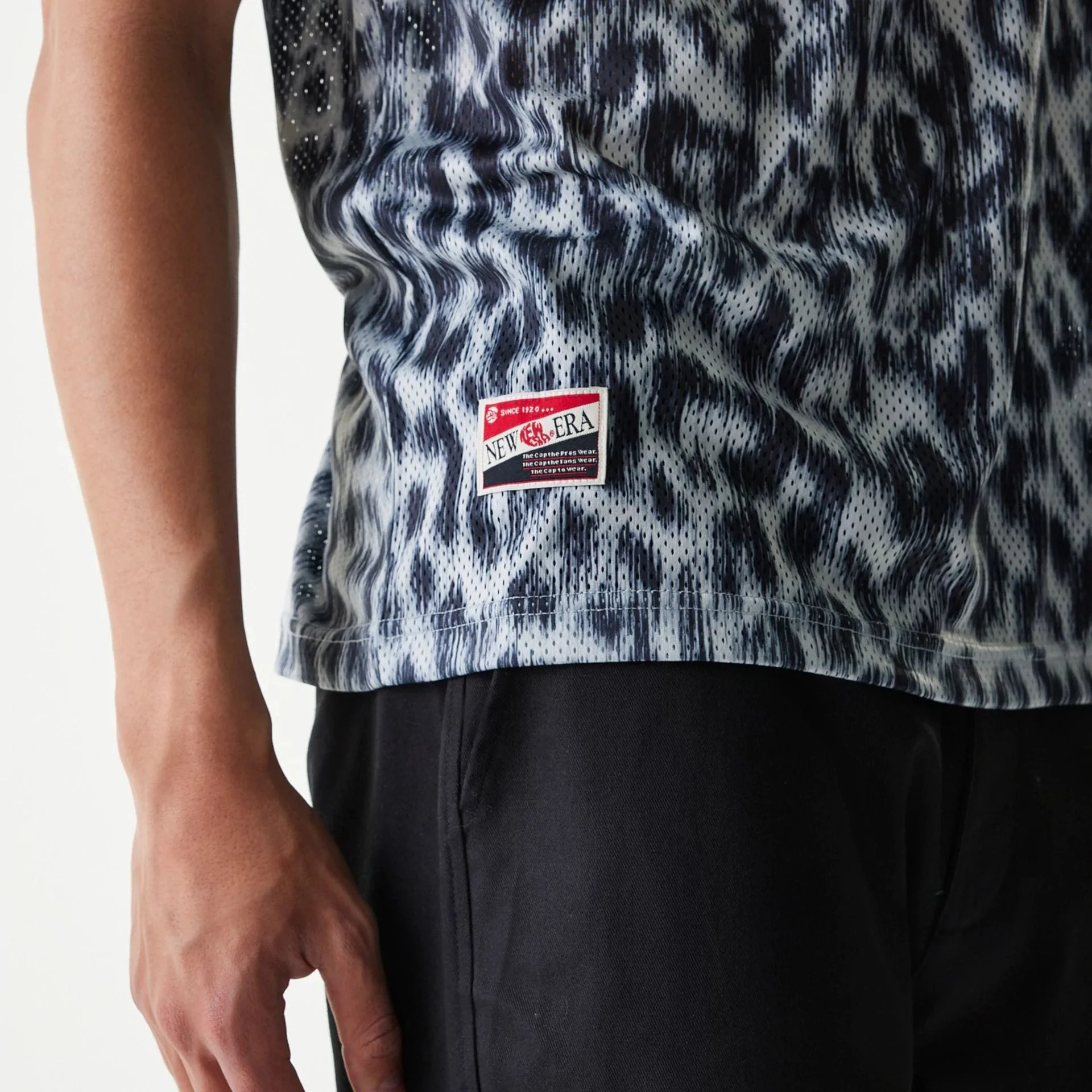 New Era Retro Sports Grey Mesh Jersey - Image 7