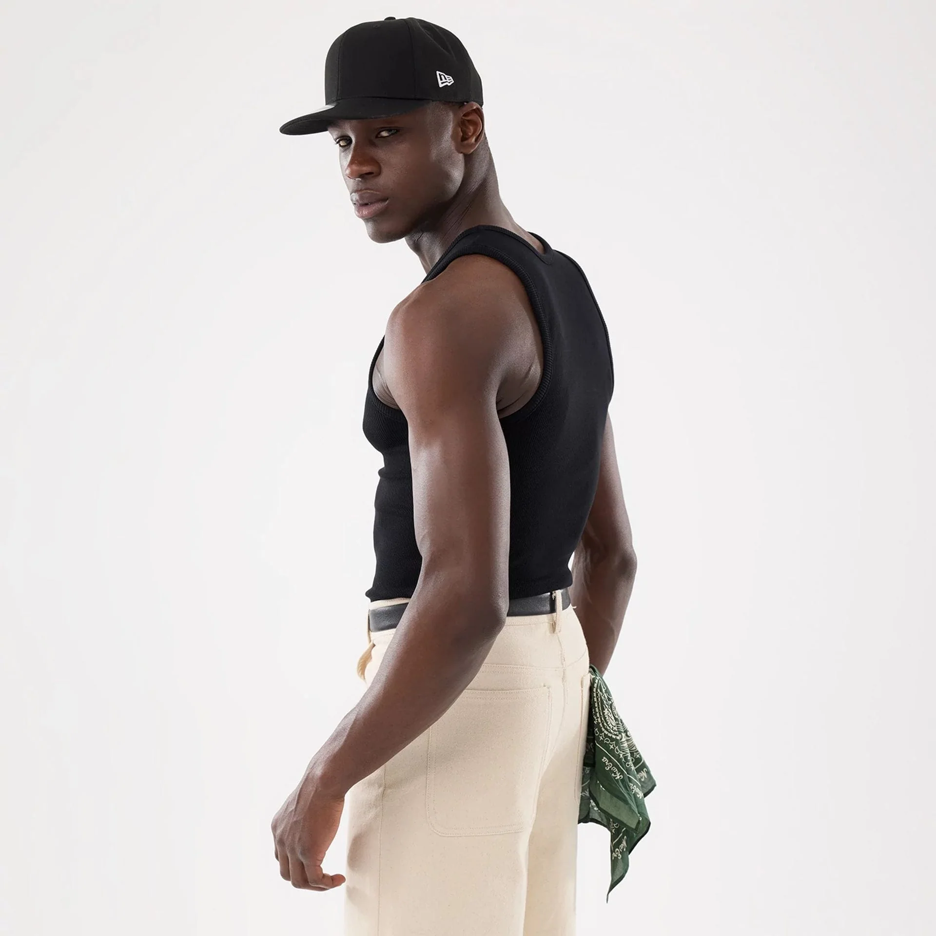 New Era Rib Black Vest - Image 2