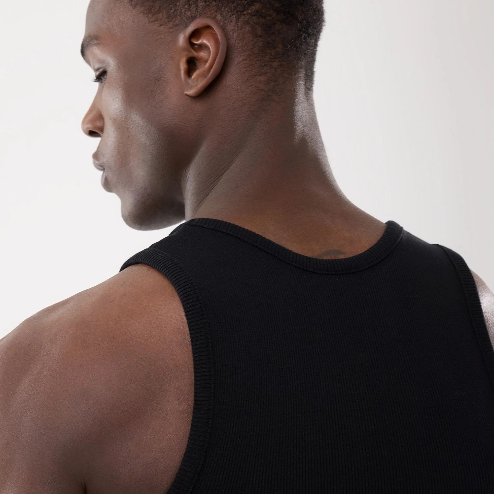 New Era Rib Black Vest - Image 4