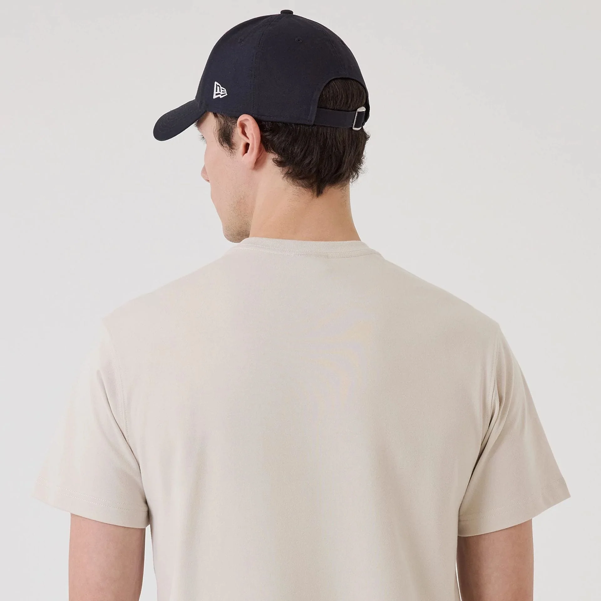 New Era SK8 Graphic Cream T-Shirt - Image 5