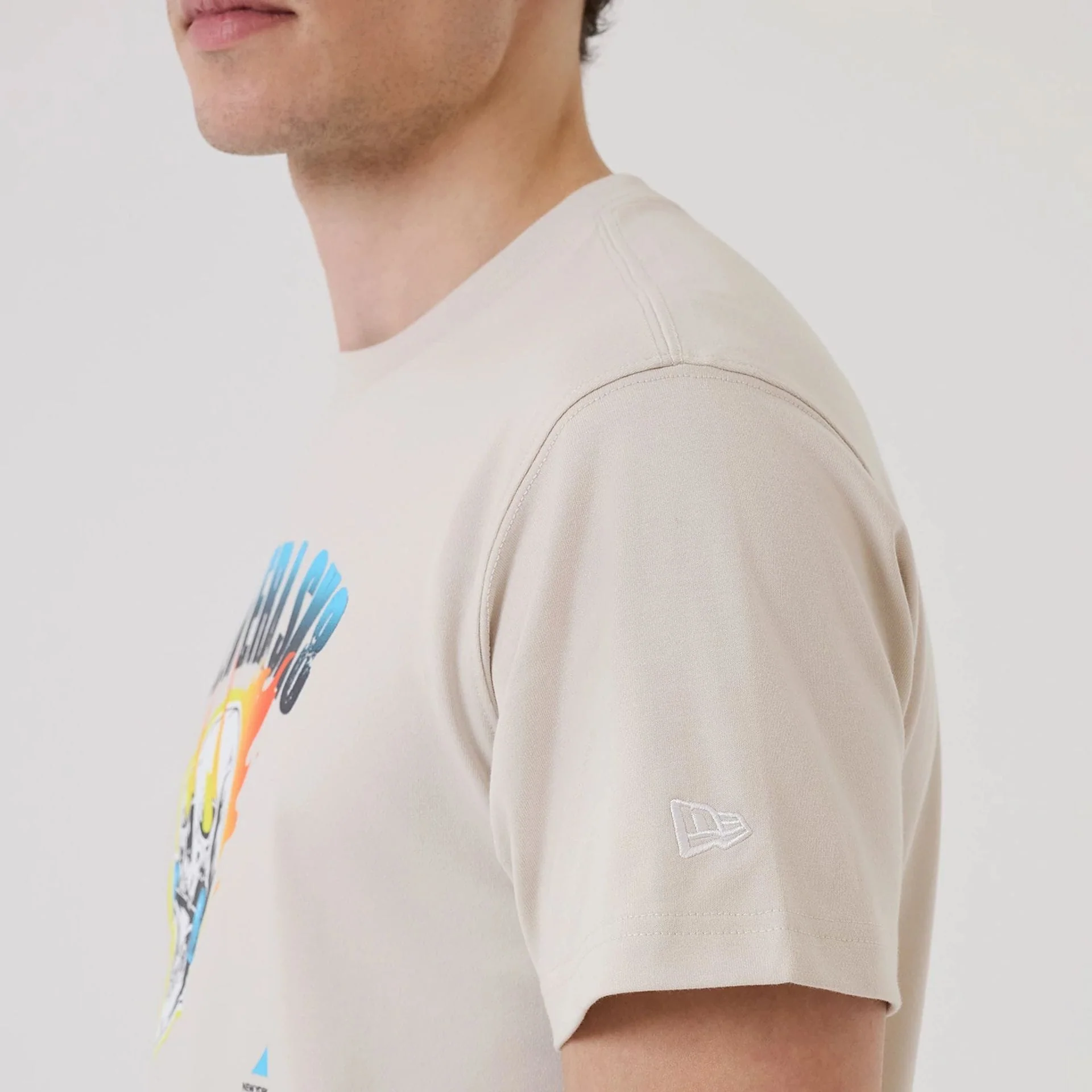 New Era SK8 Graphic Cream T-Shirt - Image 7