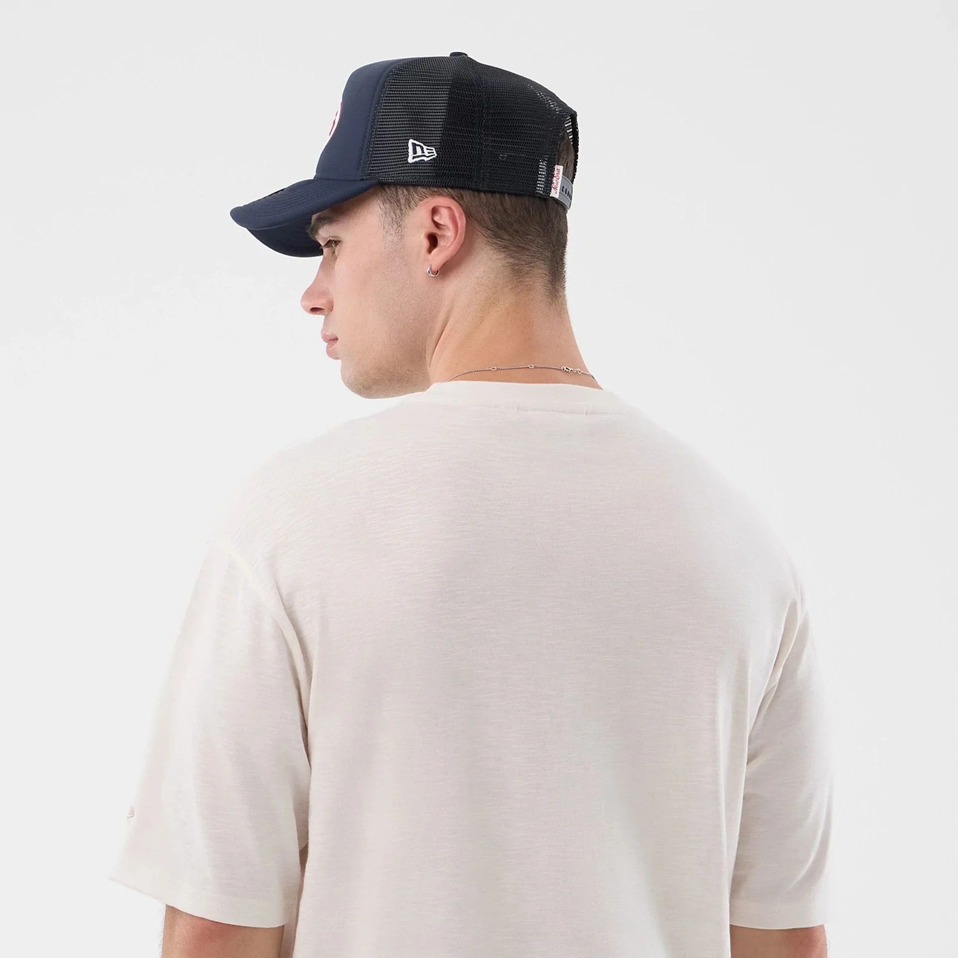 New Era Slub Open White Oversized T-Shirt - Image 4