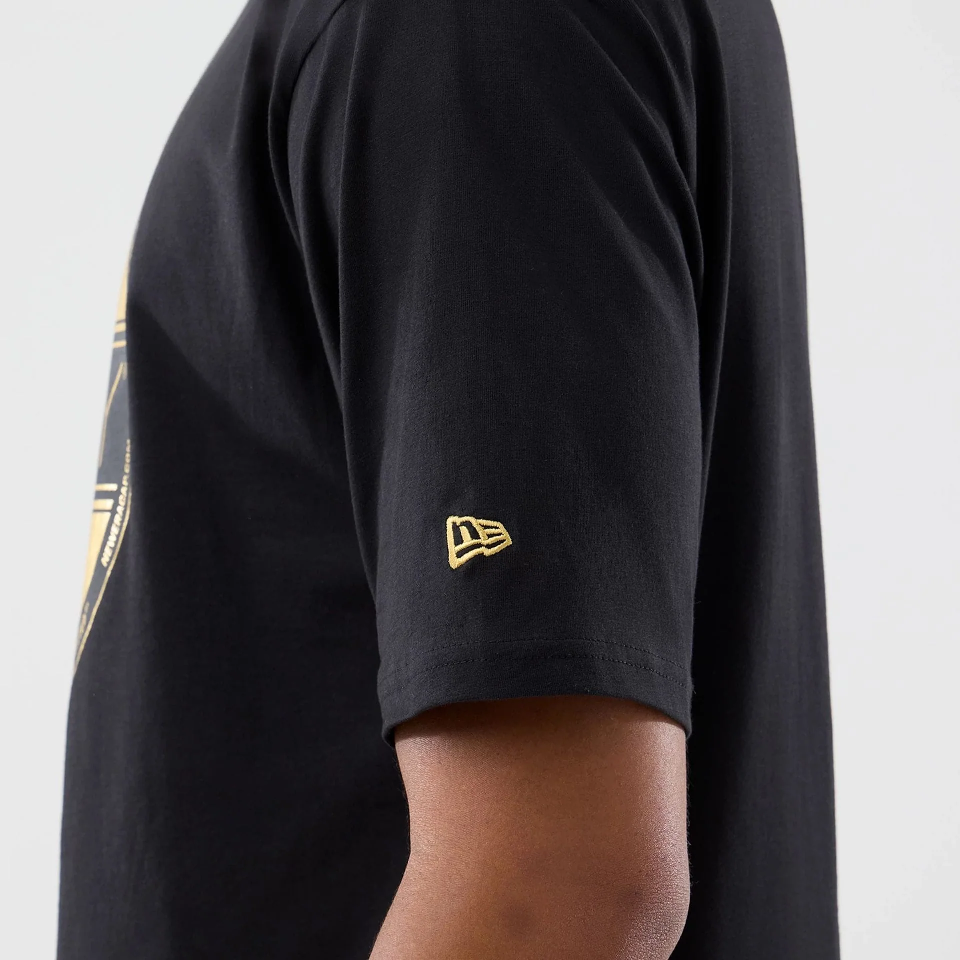 New Era Sticker London Black Oversized T-Shirt - Image 6