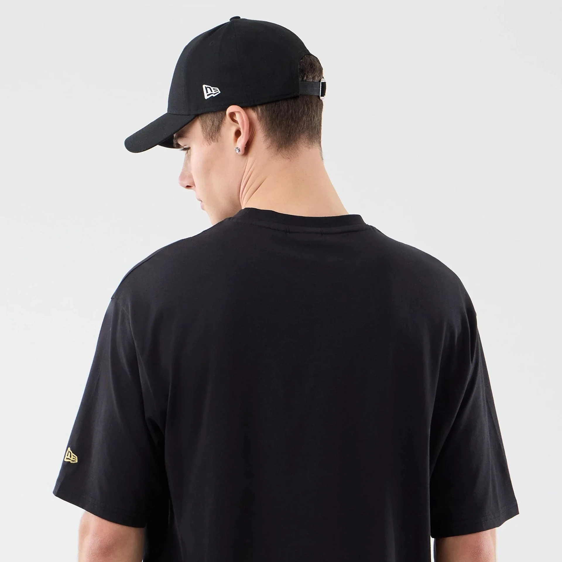 New Era Sticker Porto Black Oversized T-Shirt - Image 7