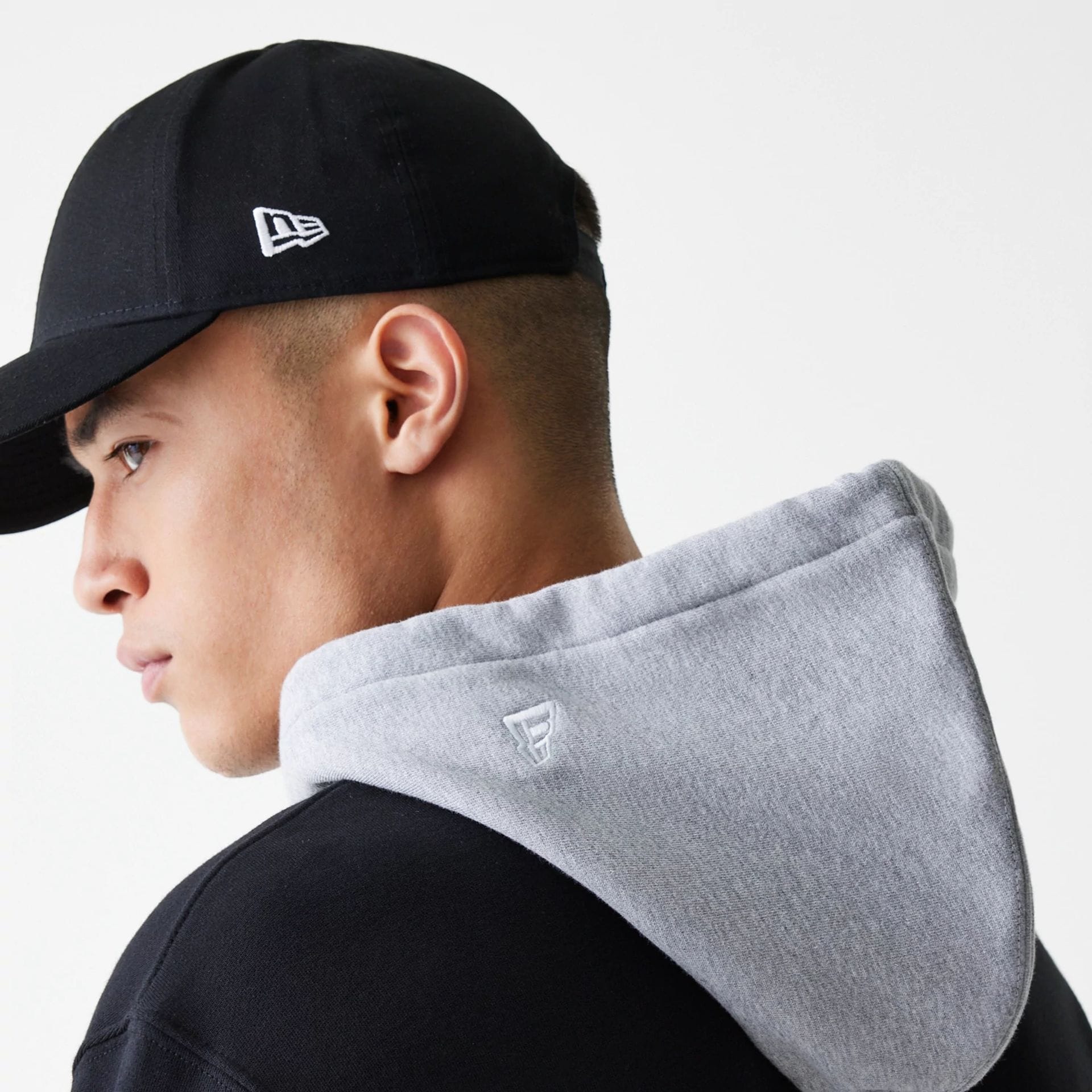 New Era Street Dangle Grey Pullover Hoodie - Image 5