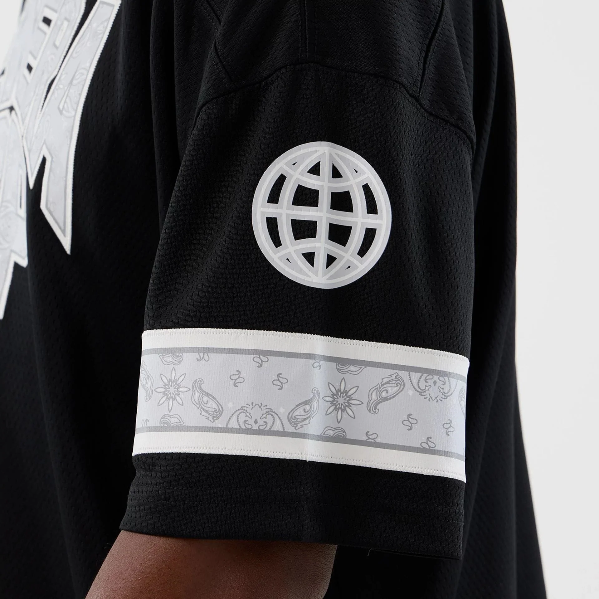 New Era Street Swing Black T-Shirt - Image 4