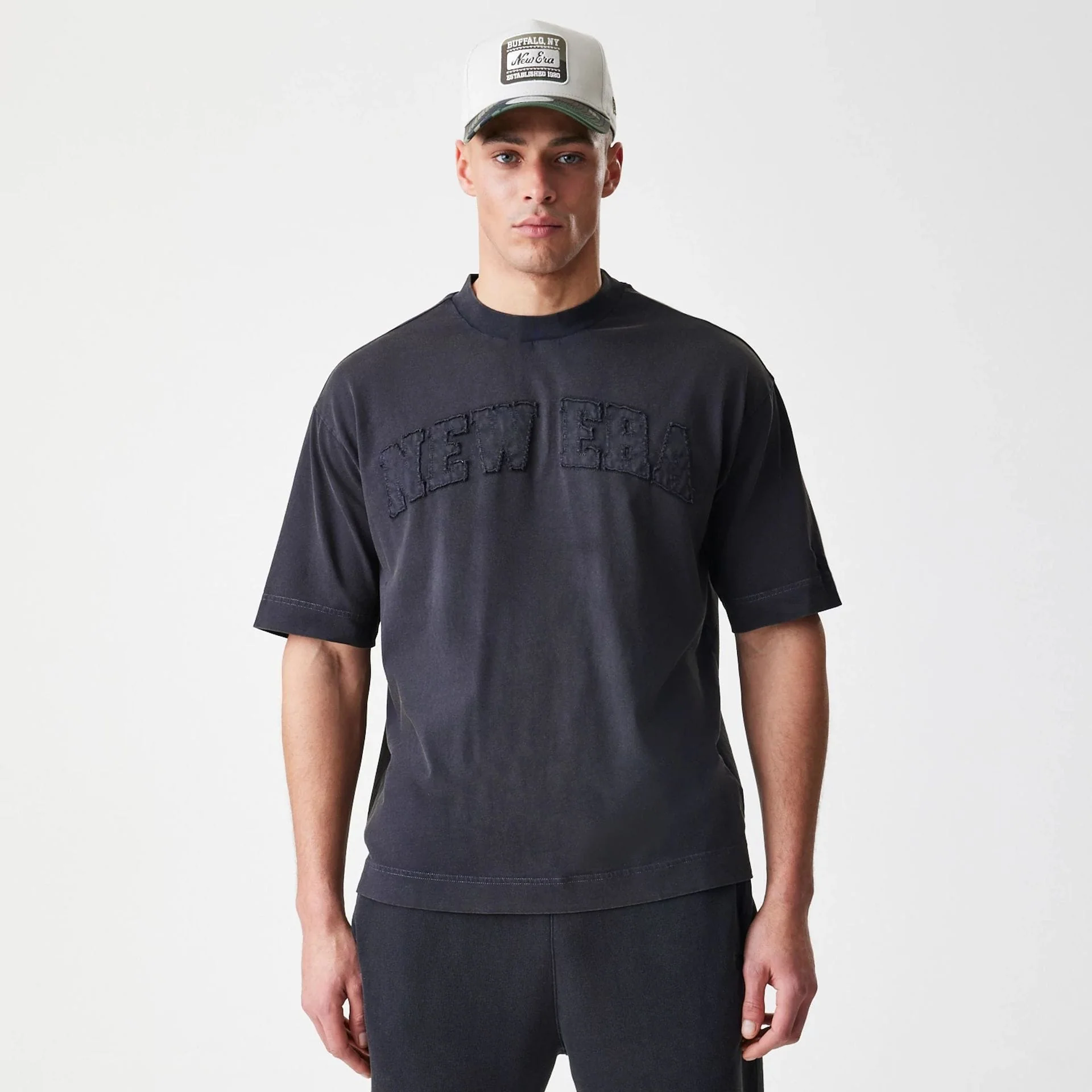 New Era Washed Black Oversized T-Shirt - Image 3