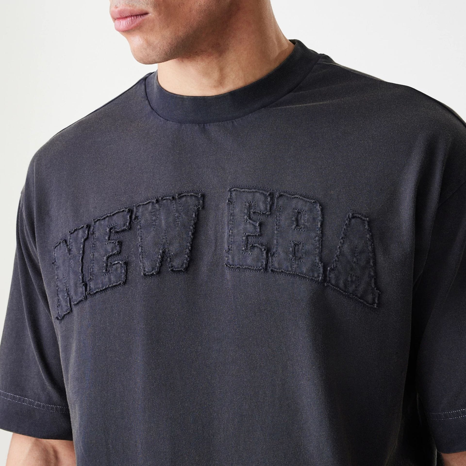 New Era Washed Black Oversized T-Shirt - Image 5