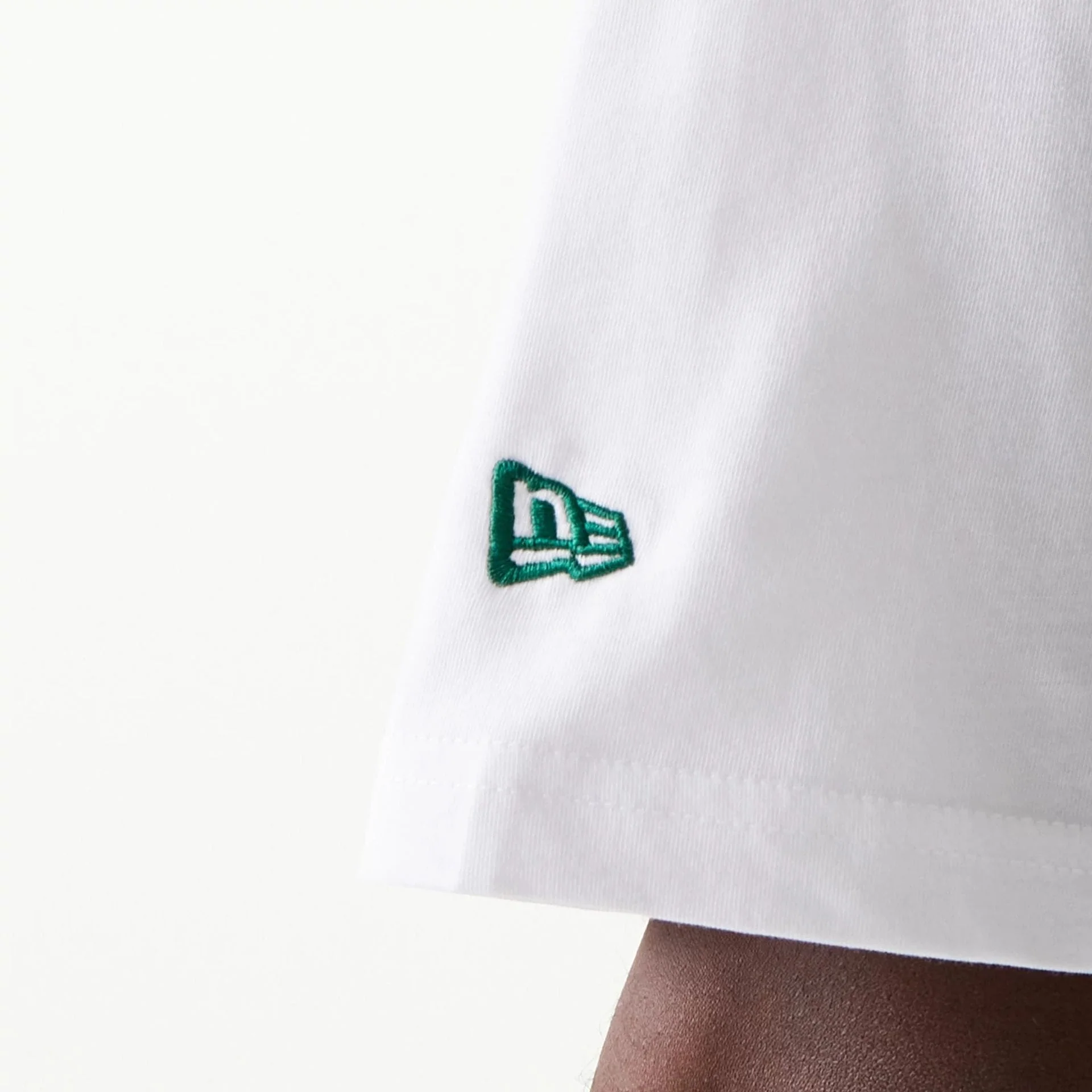 New York Jets NFL Games Collegiate White Oversized T-Shirt - Image 4