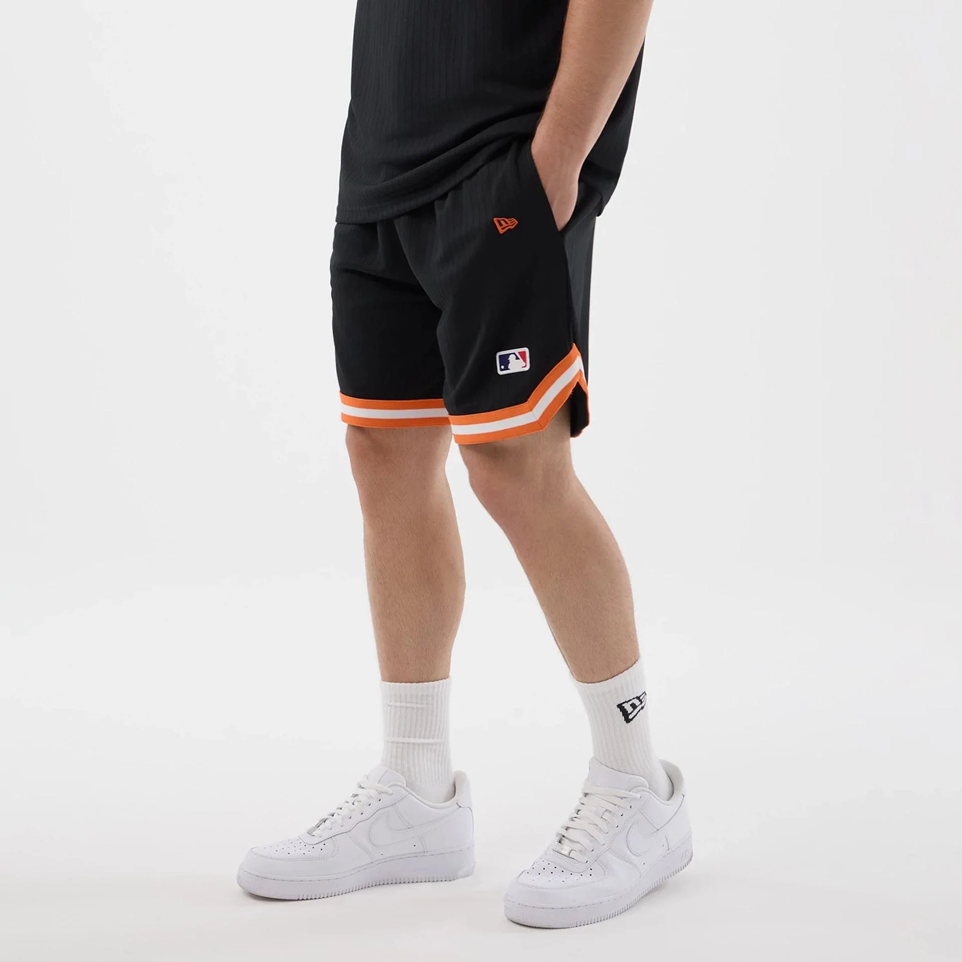 New York Mets MLB Arch Black Oversized Shorts - Image 3