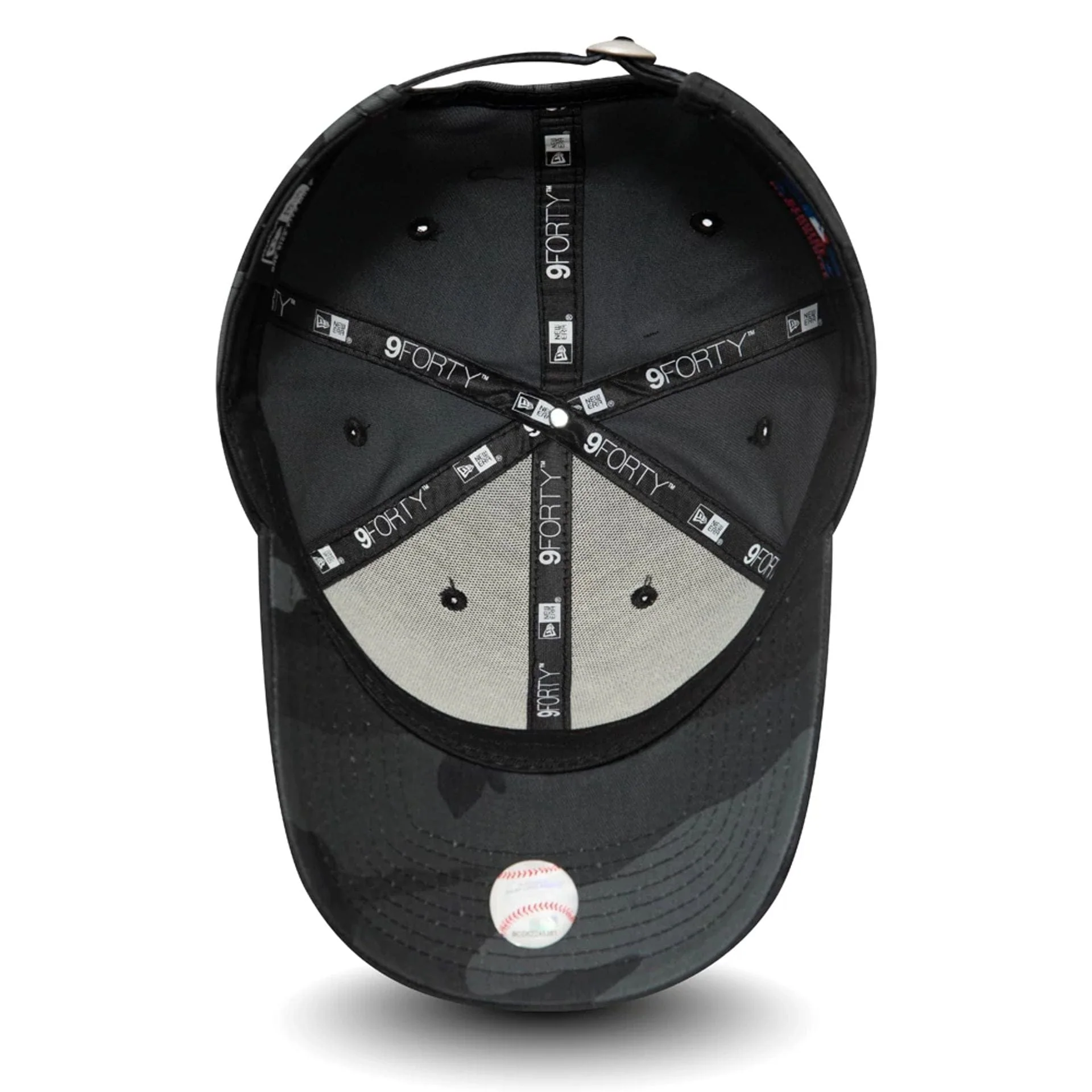 New York Yankees Essential Camo 9FORTY Cap - Image 3