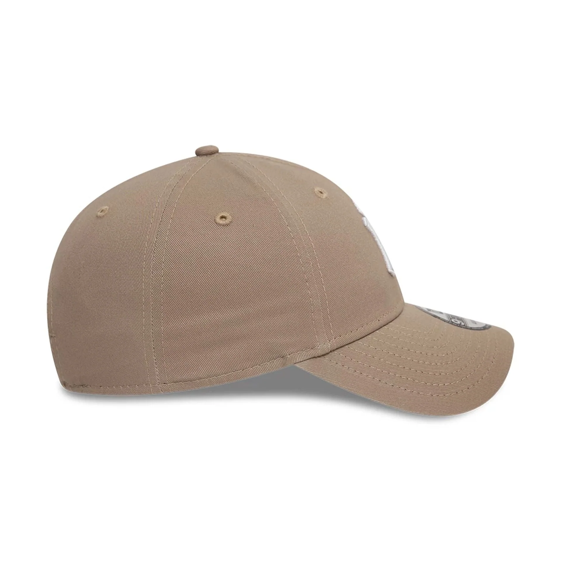 New York Yankees League Essential Pastel Brown 9FORTY Adjustable Cap - Image 7