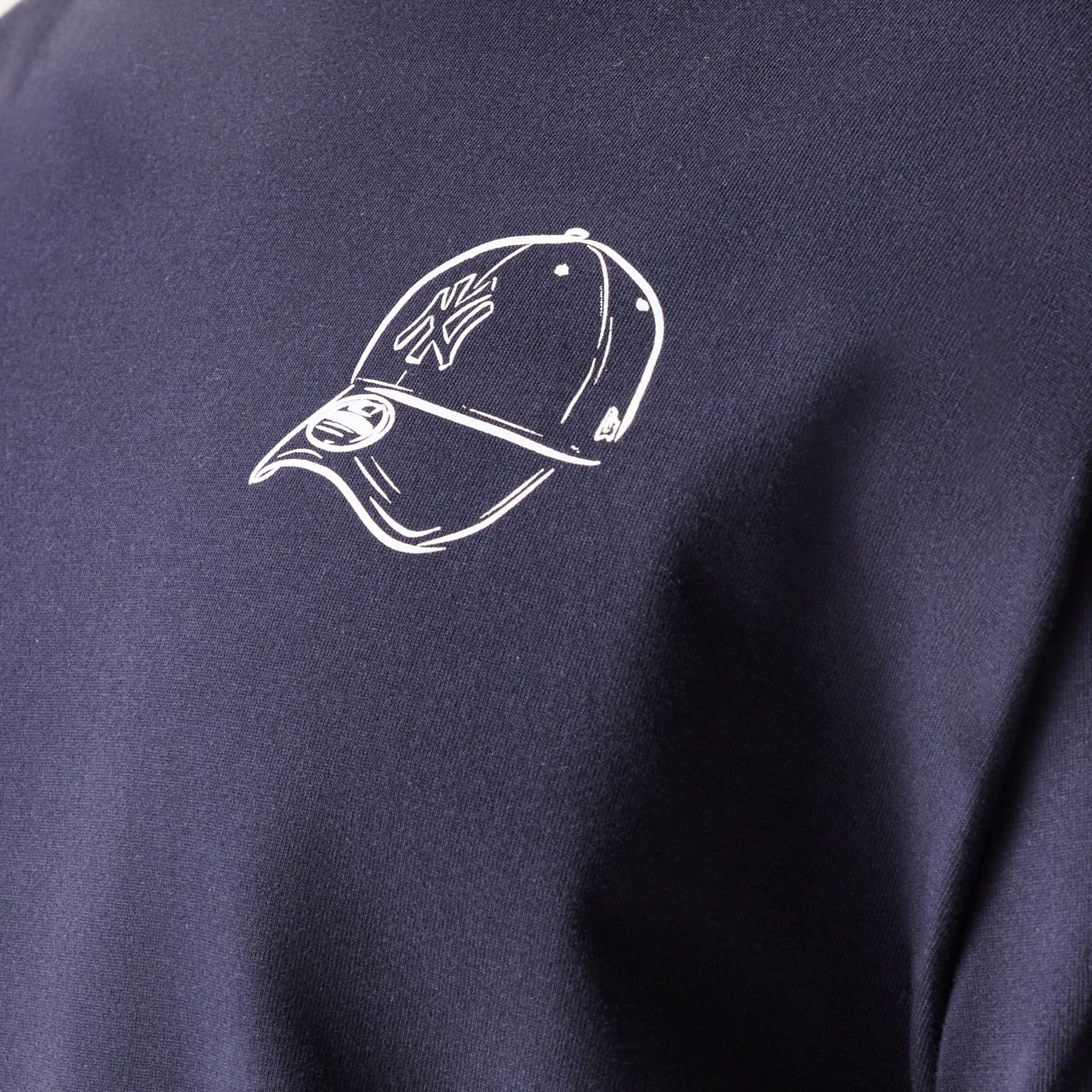New York Yankees MLB Baseball Graphic Navy Oversized T-Shirt - Image 5