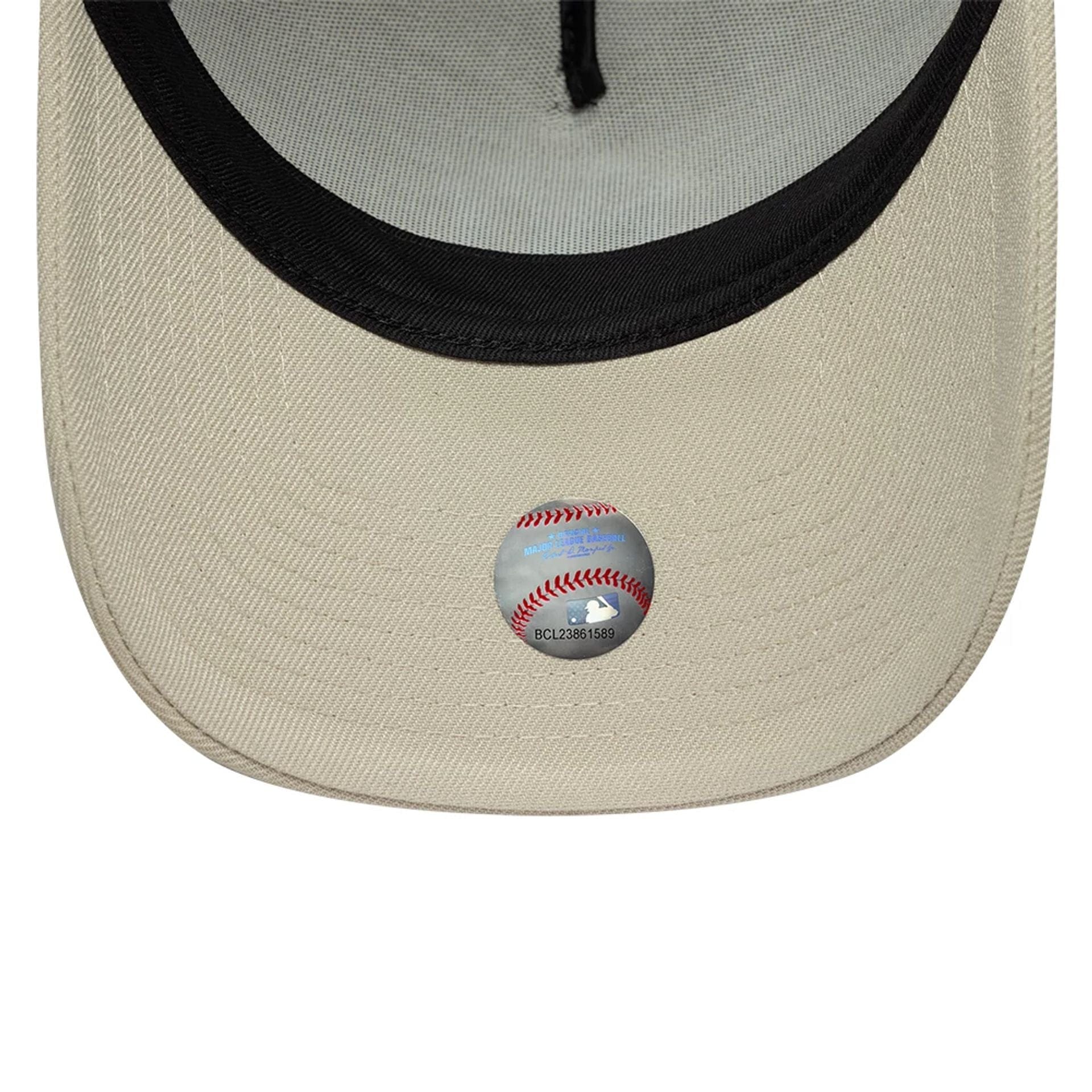 New York Yankees MLB Beige 9FORTY A-Frame Adjustable Cap - Image 5