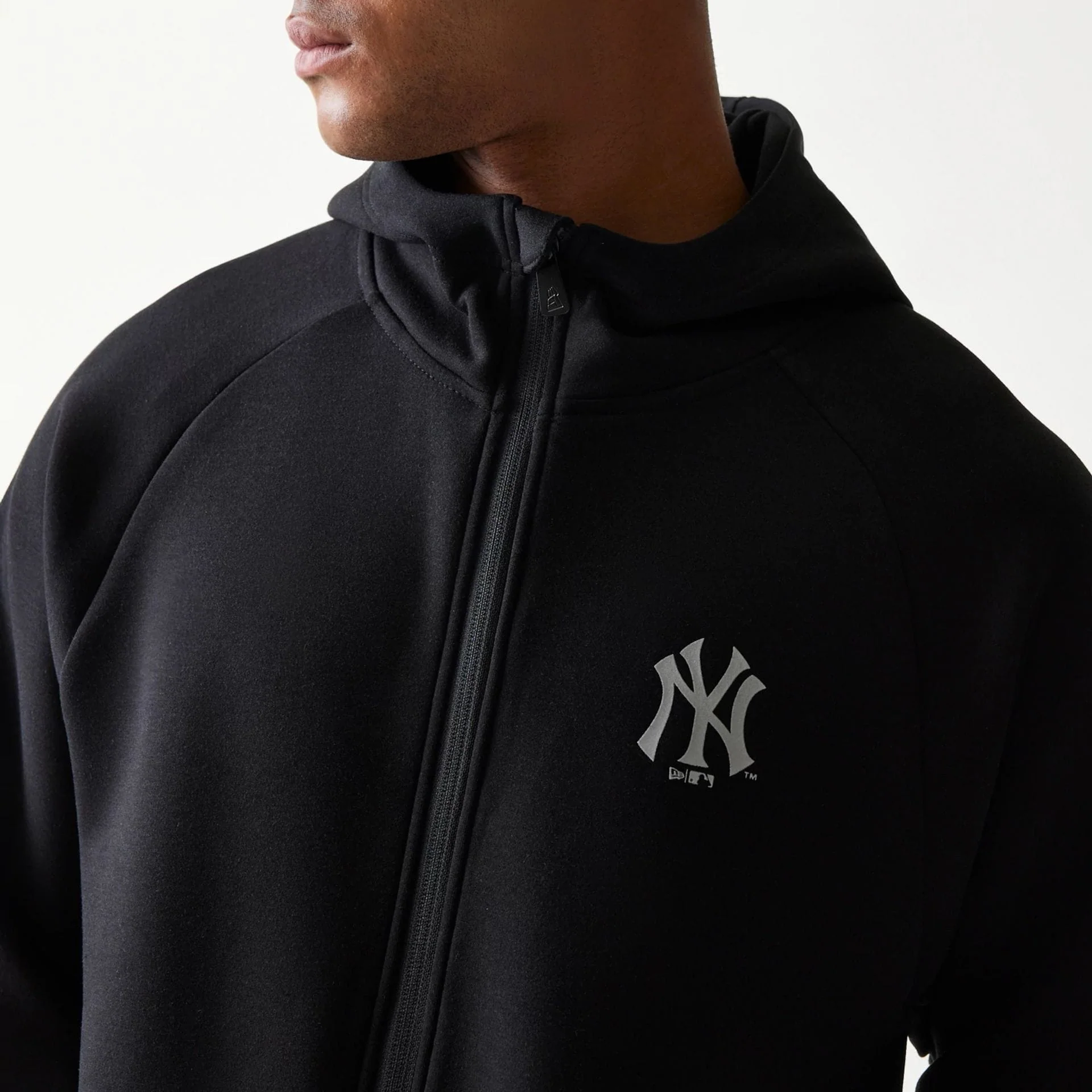 New York Yankees MLB Black Full Zip Hoodie - Image 4