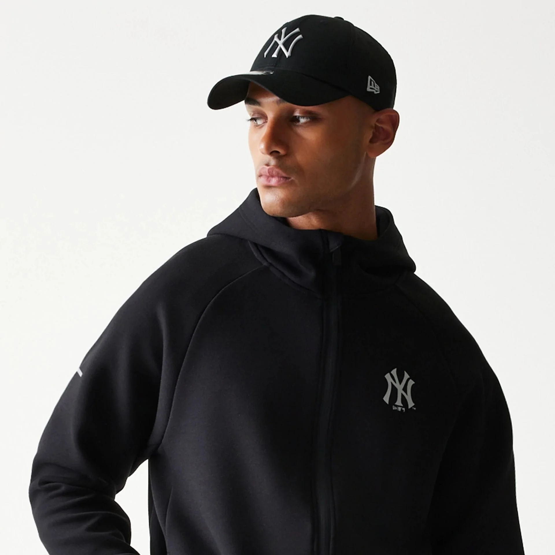 New York Yankees MLB Black Full Zip Hoodie - Image 6