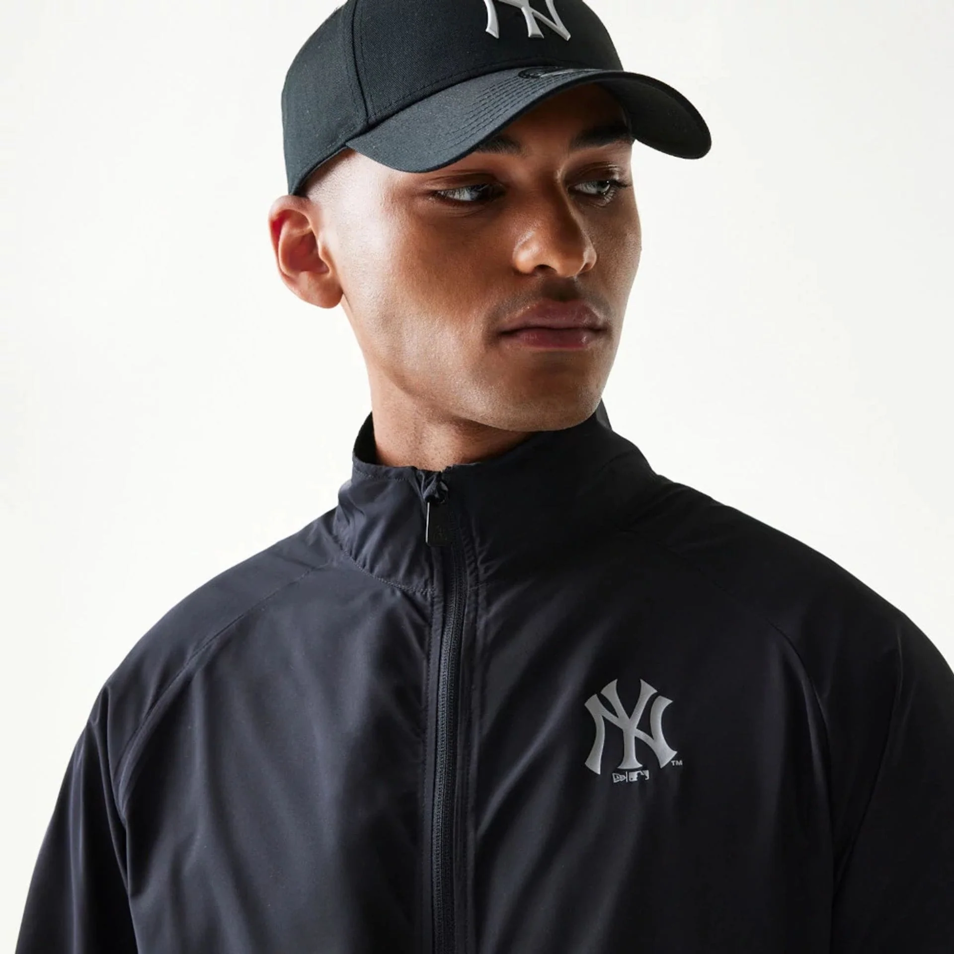 New York Yankees MLB Black Jacket - Image 3