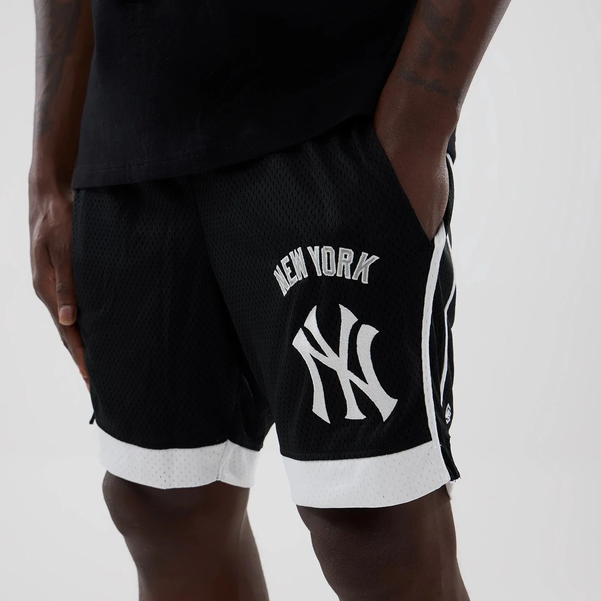 New York Yankees MLB Black Mesh Shorts - Image 3