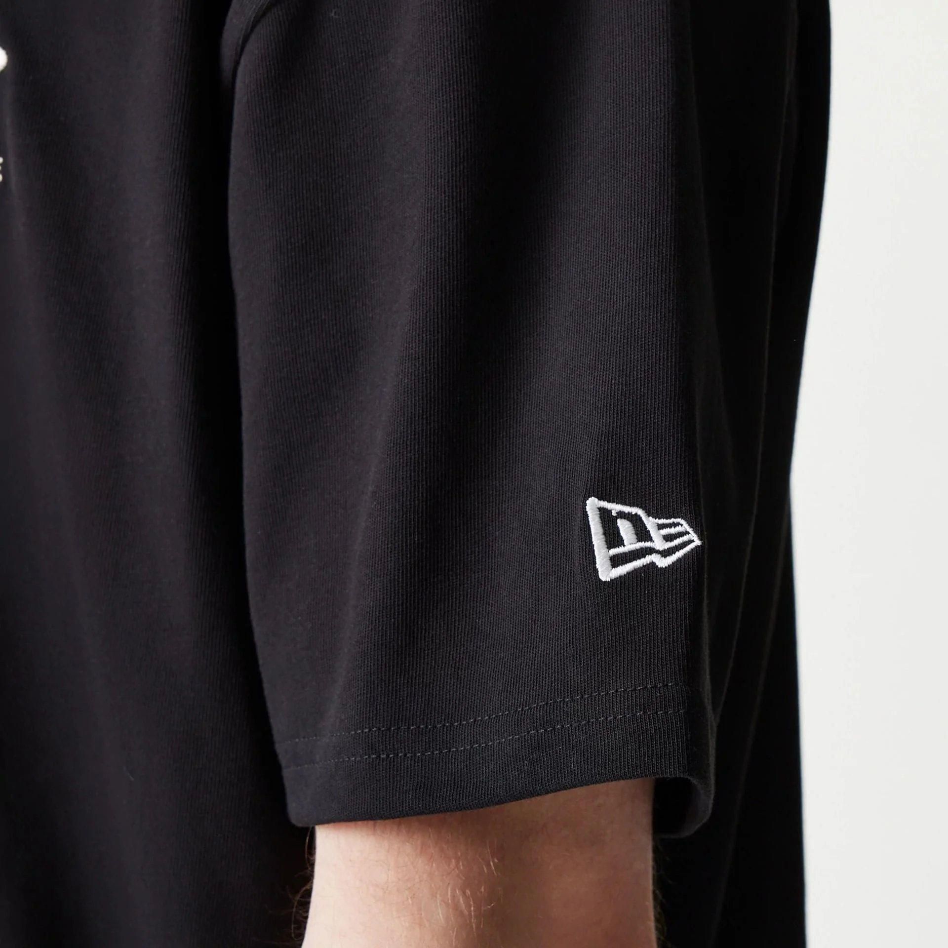 New York Yankees MLB Black Oversized Polo T-Shirt - Image 5