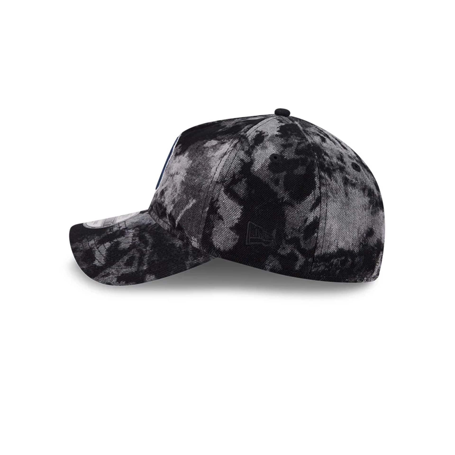 New York Yankees MLB Bleached Denim Black 9TWENTY A-Frame Adjustable Cap - Image 4