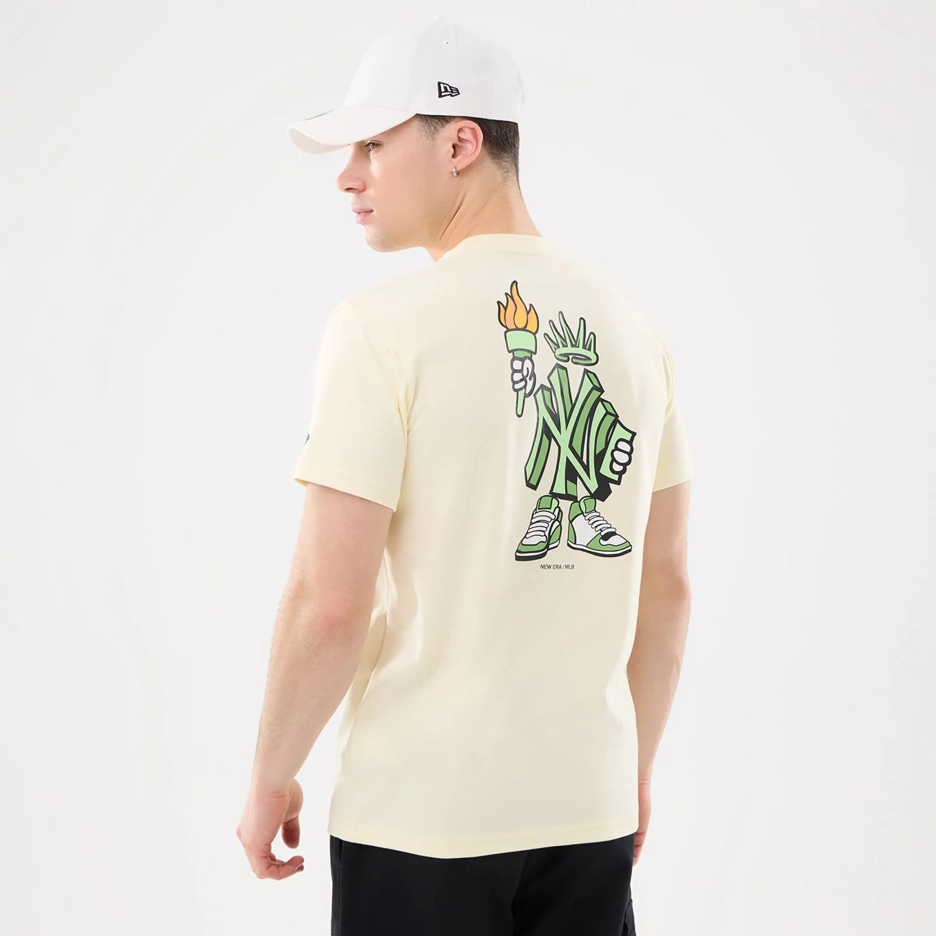 New York Yankees MLB Cartoon Cream T-Shirt - Image 2