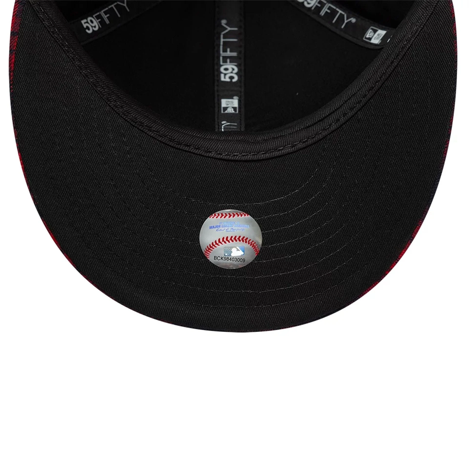 New York Yankees MLB Check Red Low Profile 59FIFTY Fitted Cap - Image 2