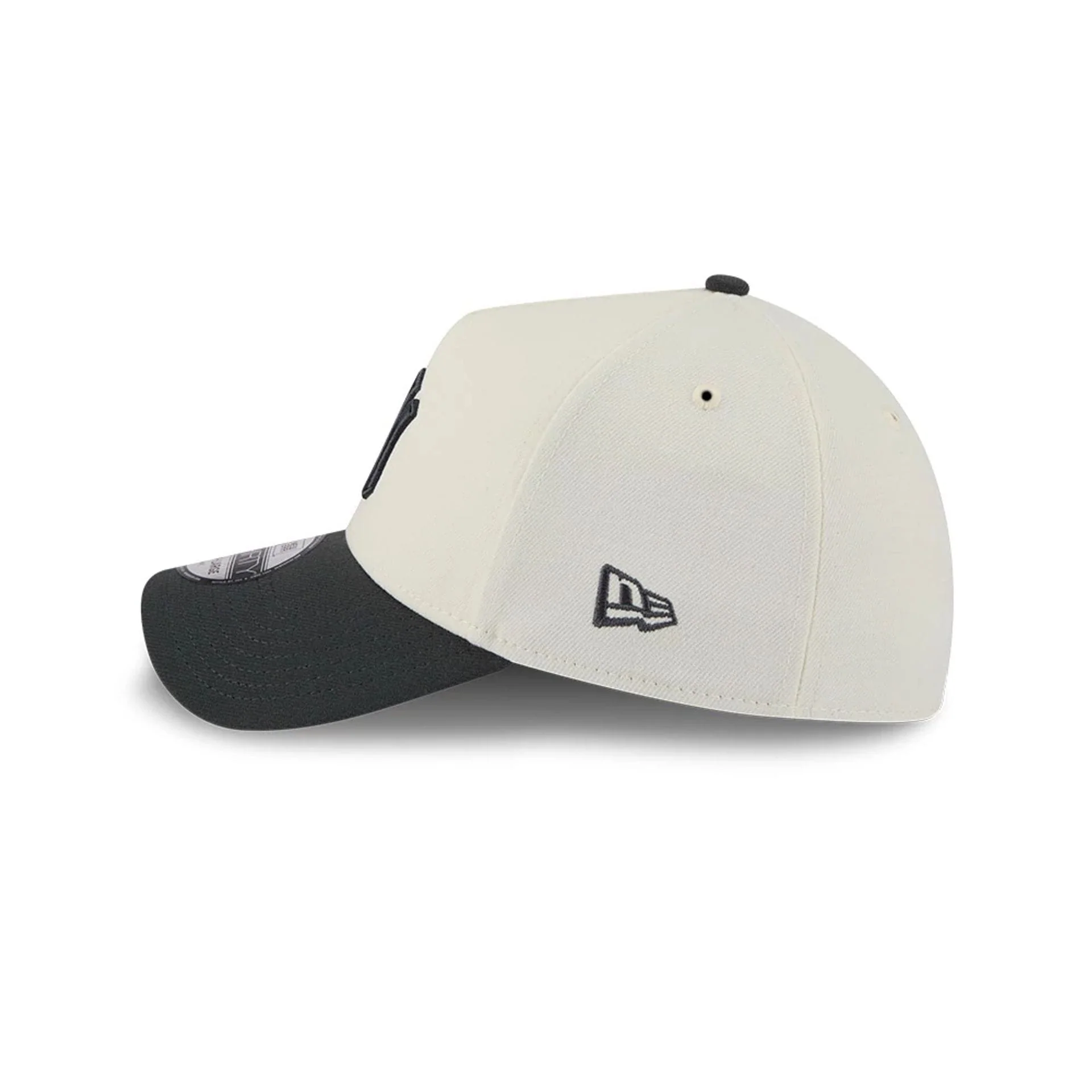 New York Yankees MLB Chrome Black 39THIRTY A-Frame Stretch Fit Cap - Image 6