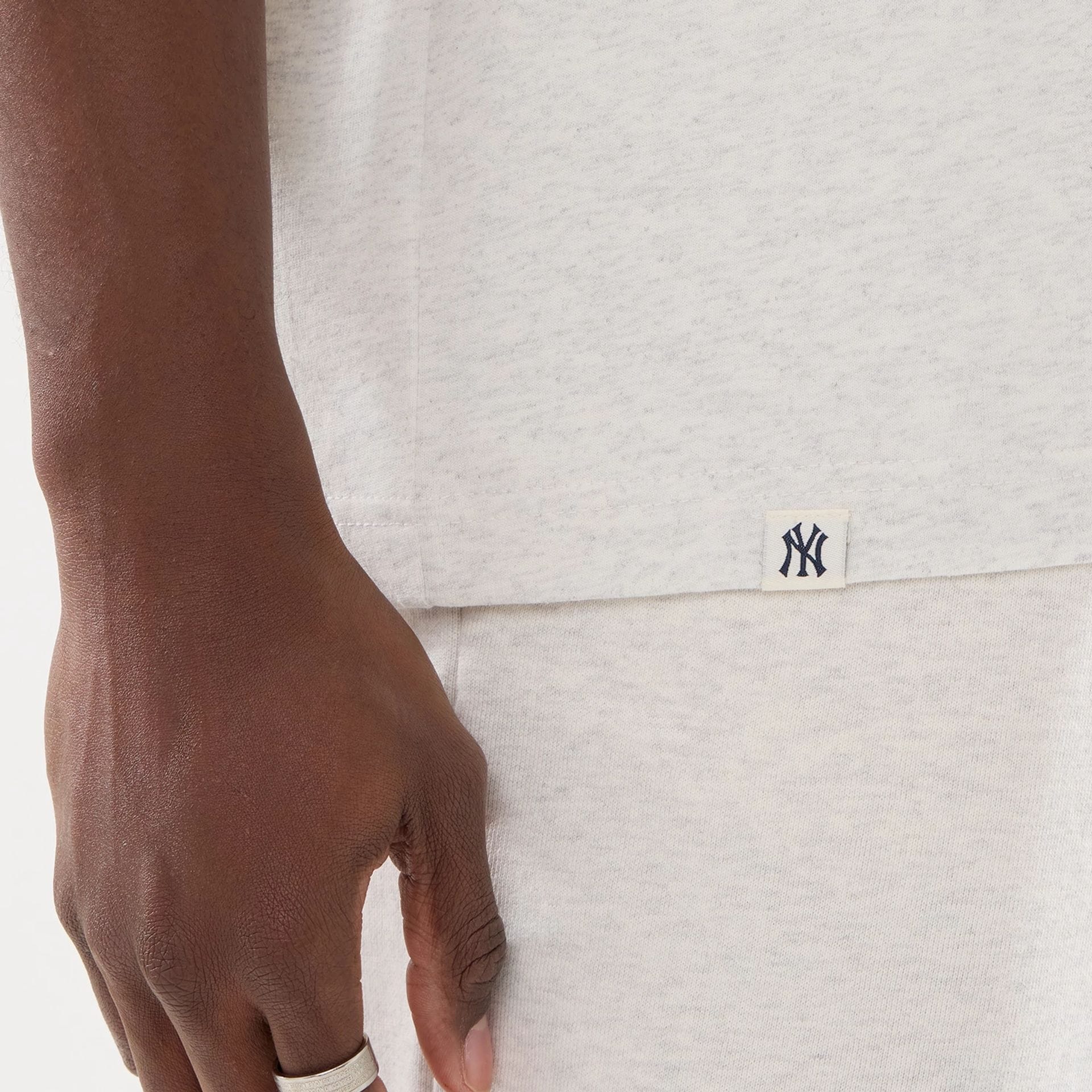 New York Yankees MLB Comfort Grey T-Shirt - Image 5