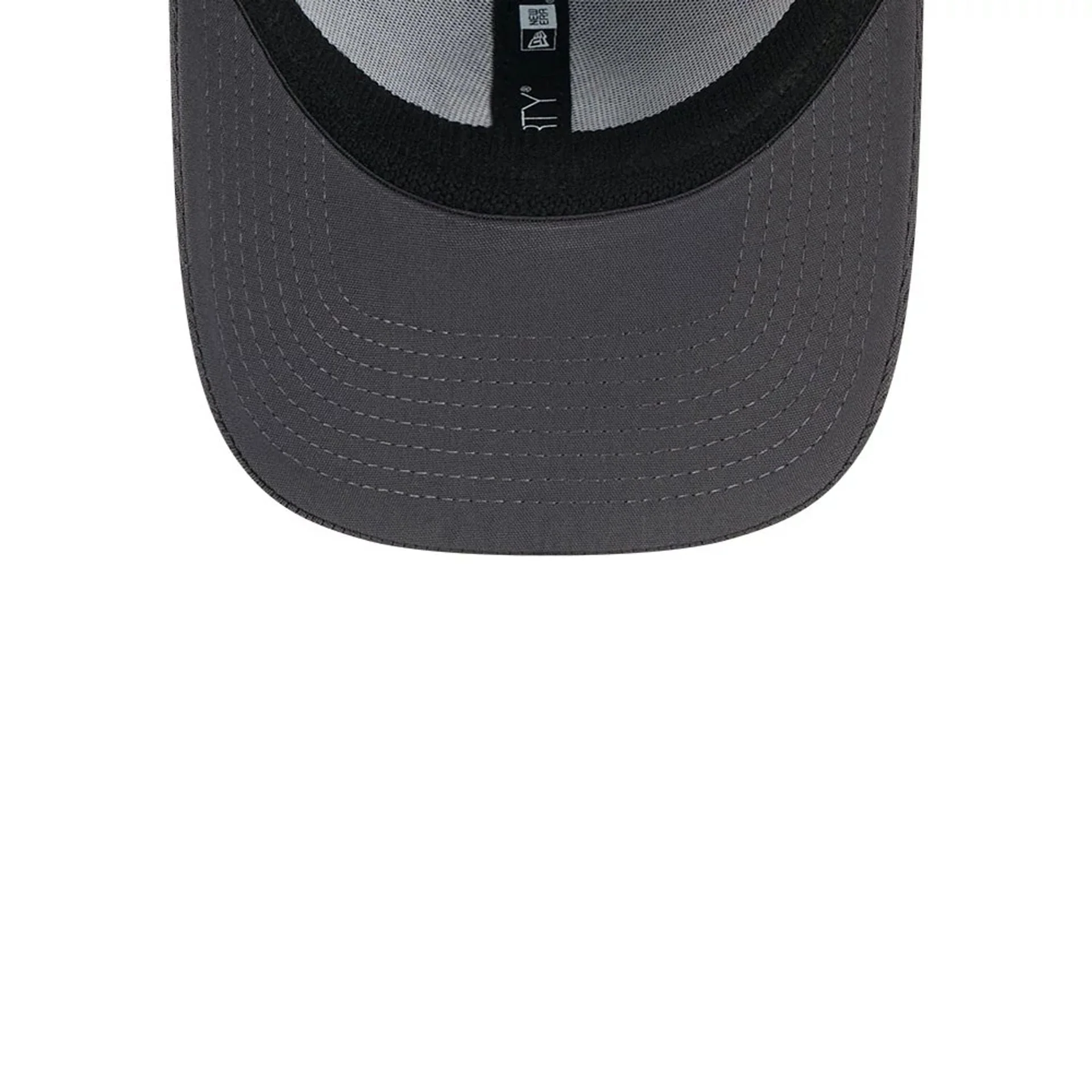 New York Yankees MLB Evergreen Dark Grey 39THIRTY Stretch Fit Cap - Image 6