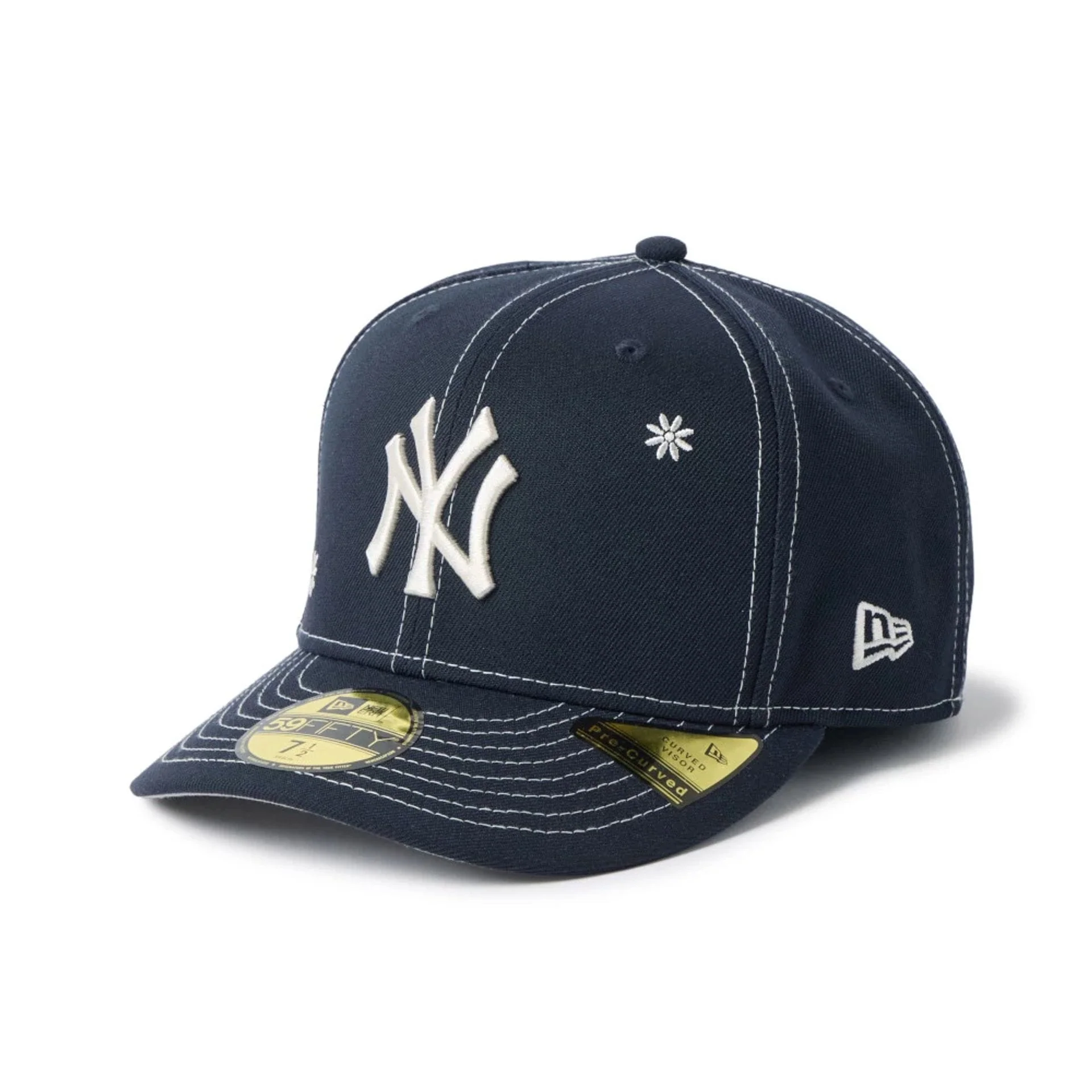 New York Yankees MLB Floral Navy 59FIFTY Fitted Cap - Image 10