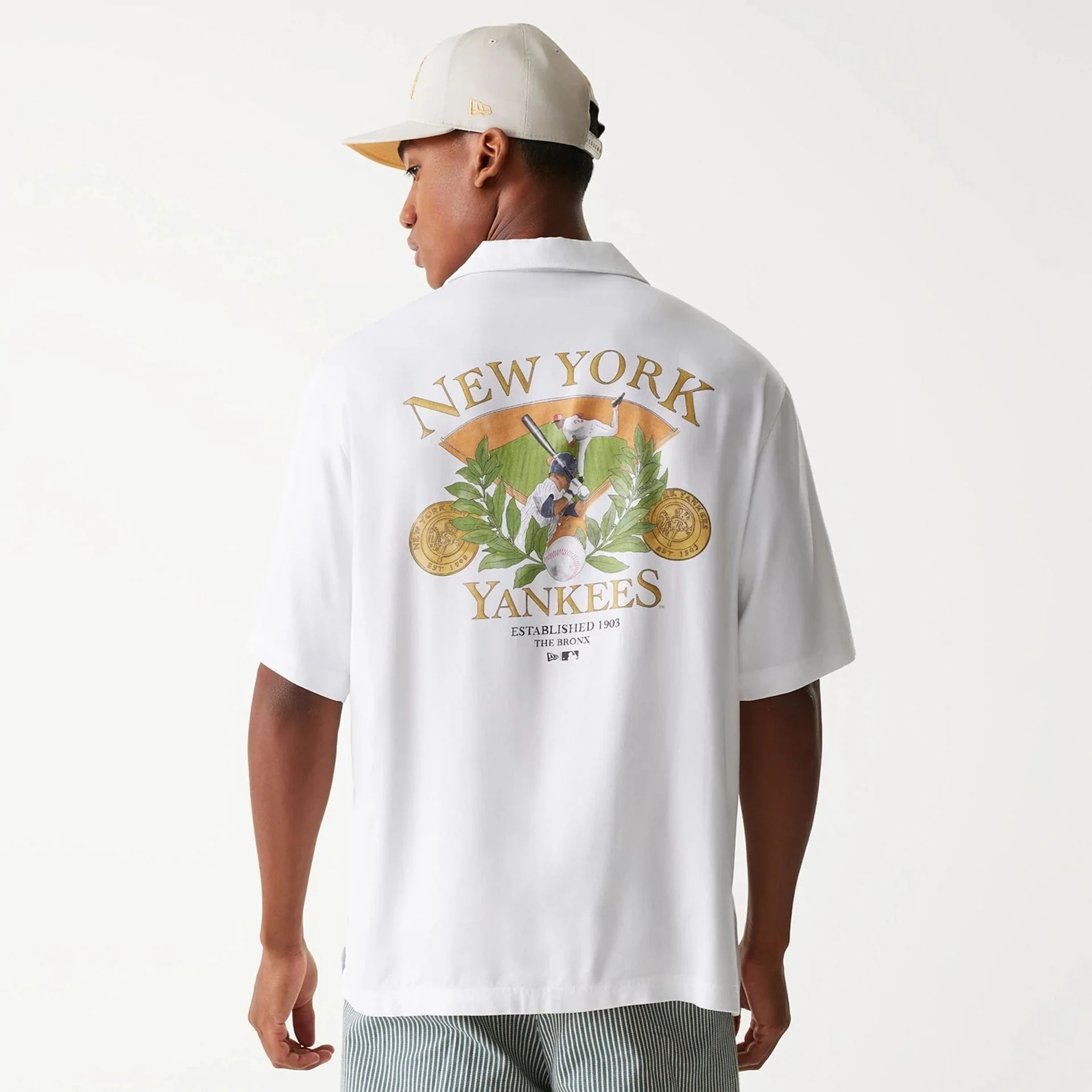 New York Yankees MLB Graphic White Revere Short Sleeve Shirt - Image 3