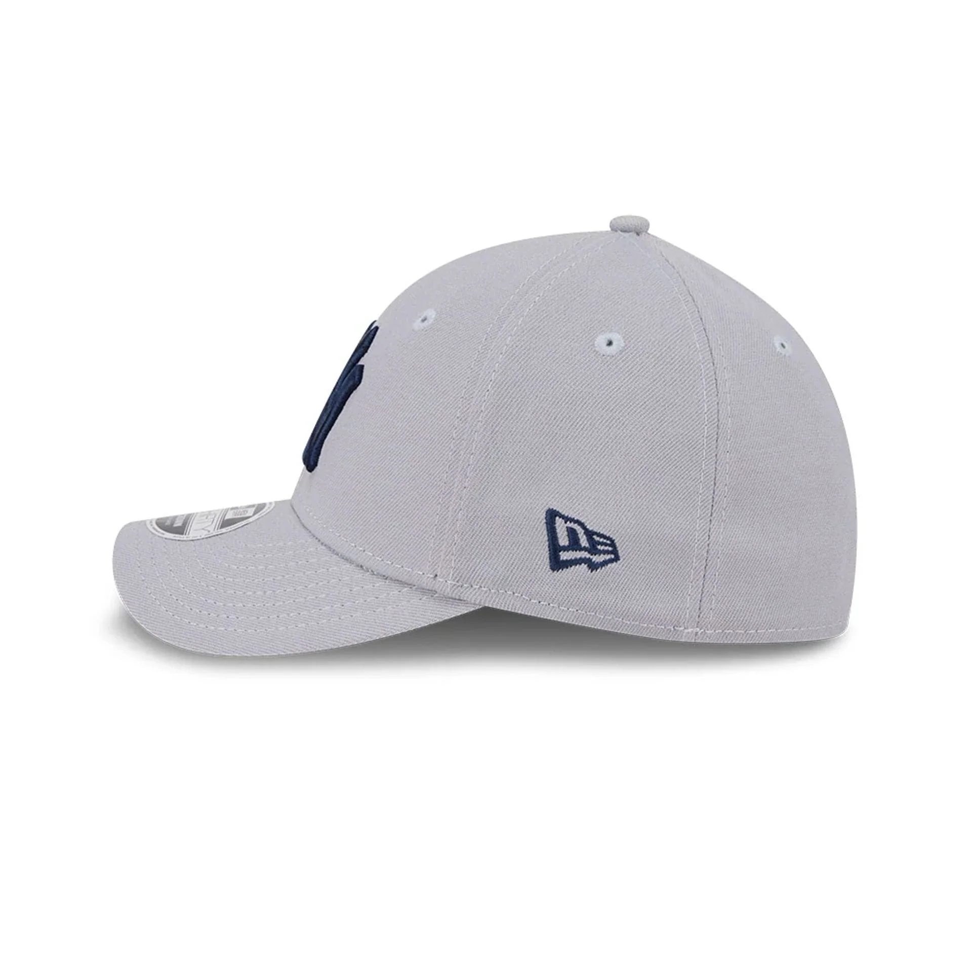 New York Yankees MLB Grey 39THIRTY M-Crown Stretch Fit Cap - Image 5