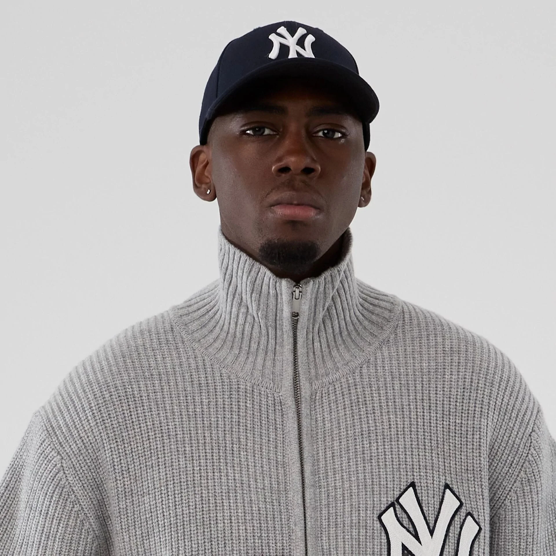 New York Yankees MLB Grey Cardigan - Image 6