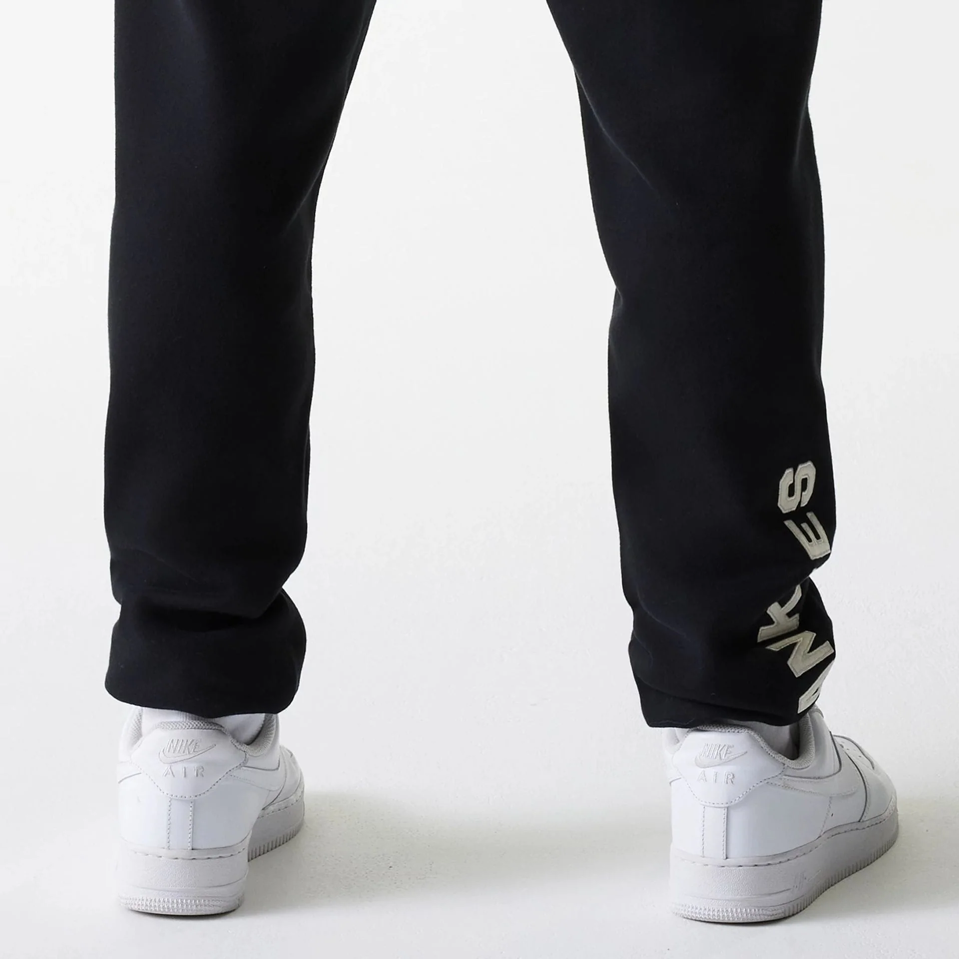 New York Yankees MLB Heritage Black Joggers - Image 5