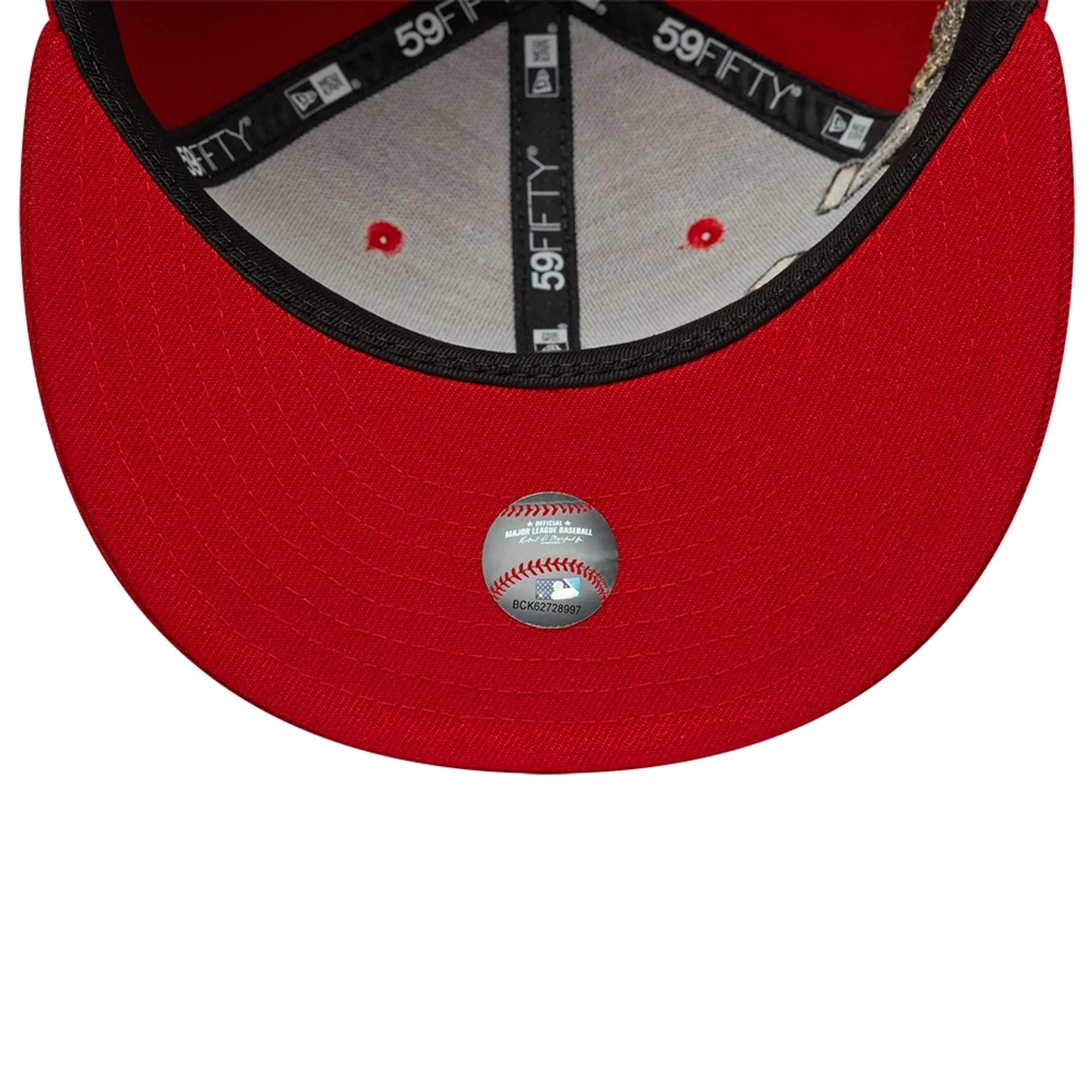 New York Yankees MLB Horseshoe Red 59FIFTY Fitted Cap - Image 7