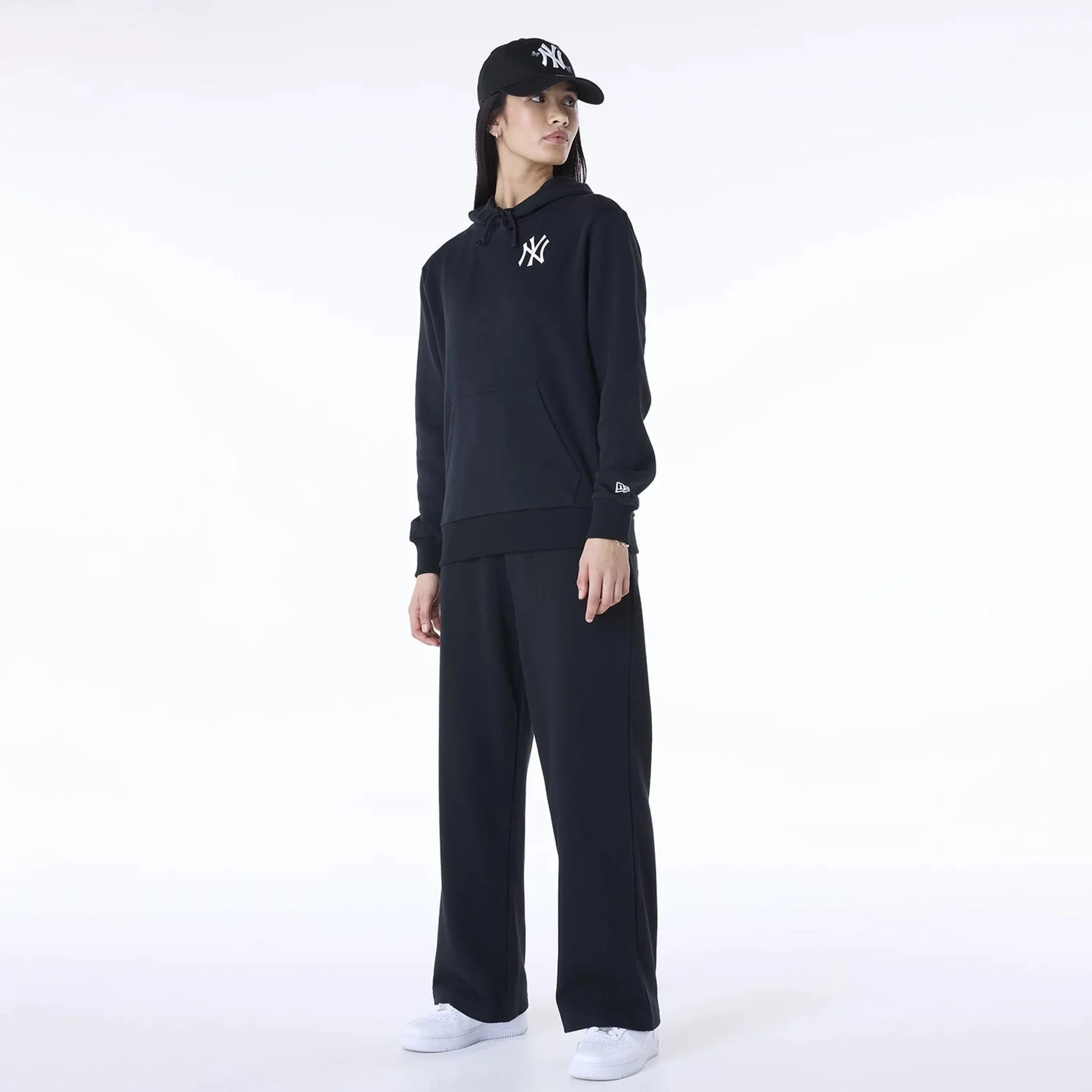 New York Yankees MLB League Essential Black Track Suit - Image 4