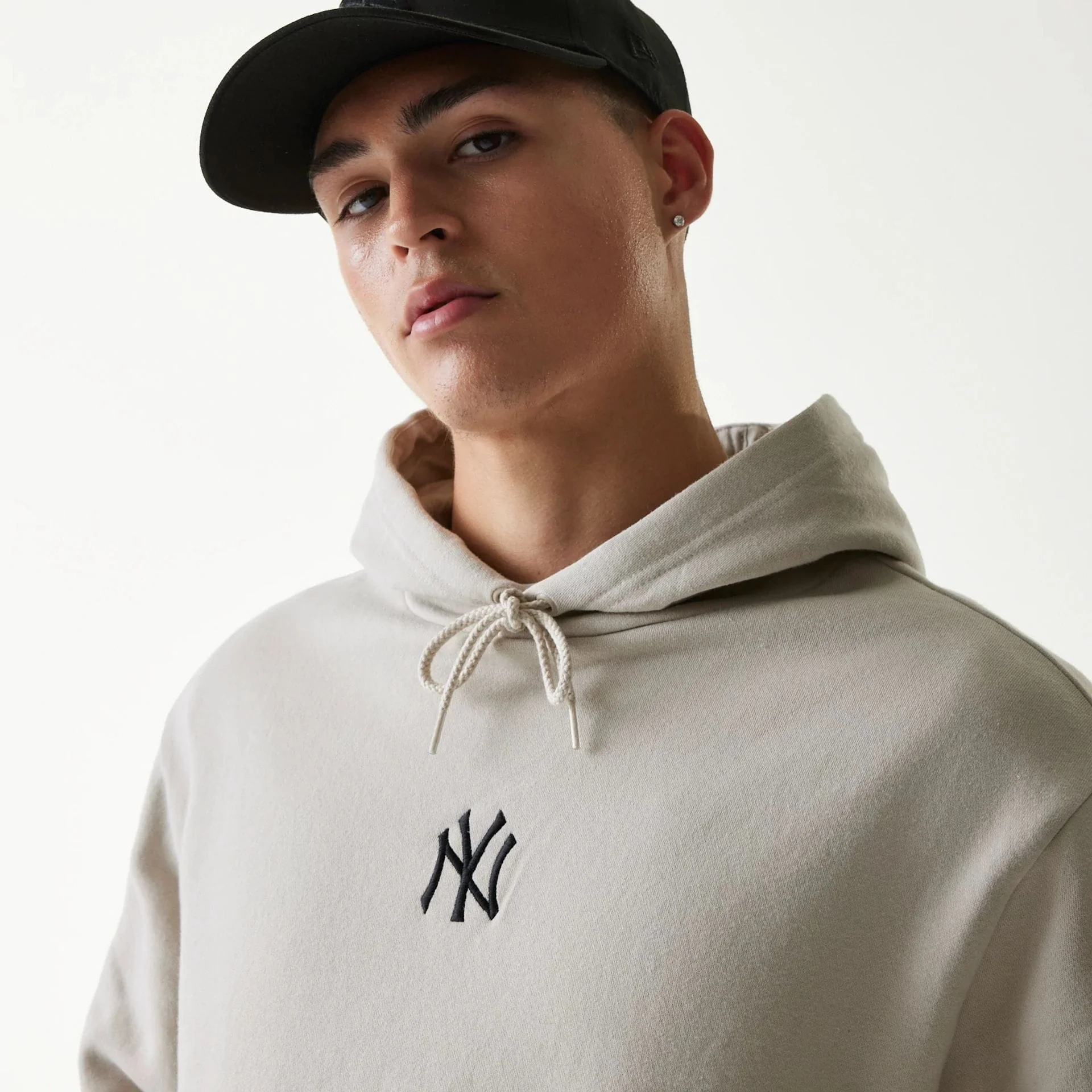 New York Yankees MLB League Essential Cream Oversized Pullover Hoodie - Image 6