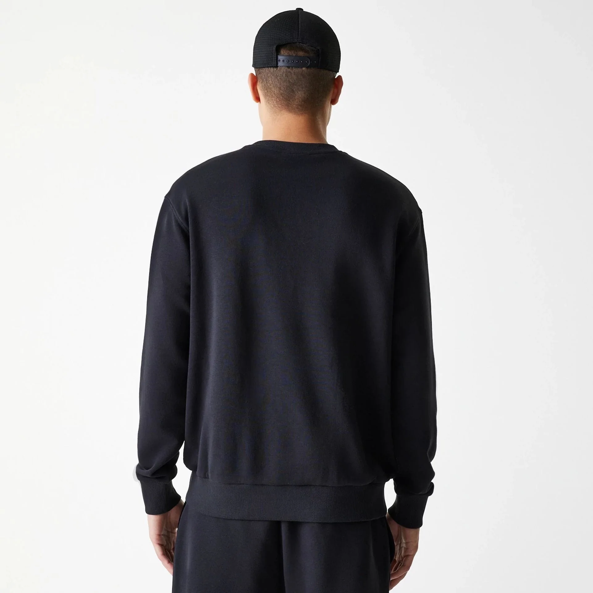 New York Yankees MLB League Essential French Terry Black Crew Neck Sweater - Image 2