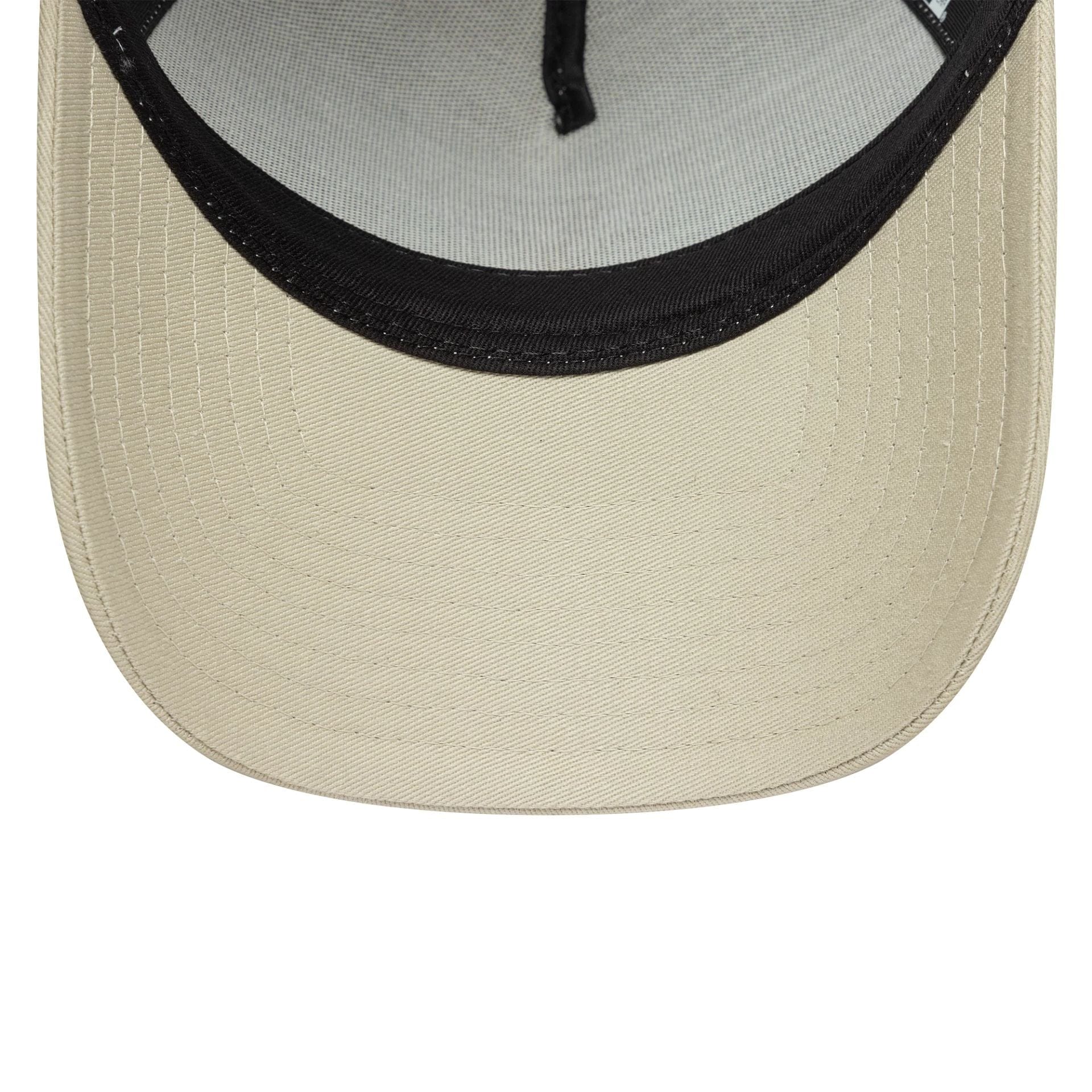 New York Yankees MLB League Essential Light Beige 9FORTY E-Frame Trucker Adjustable Cap - Image 5