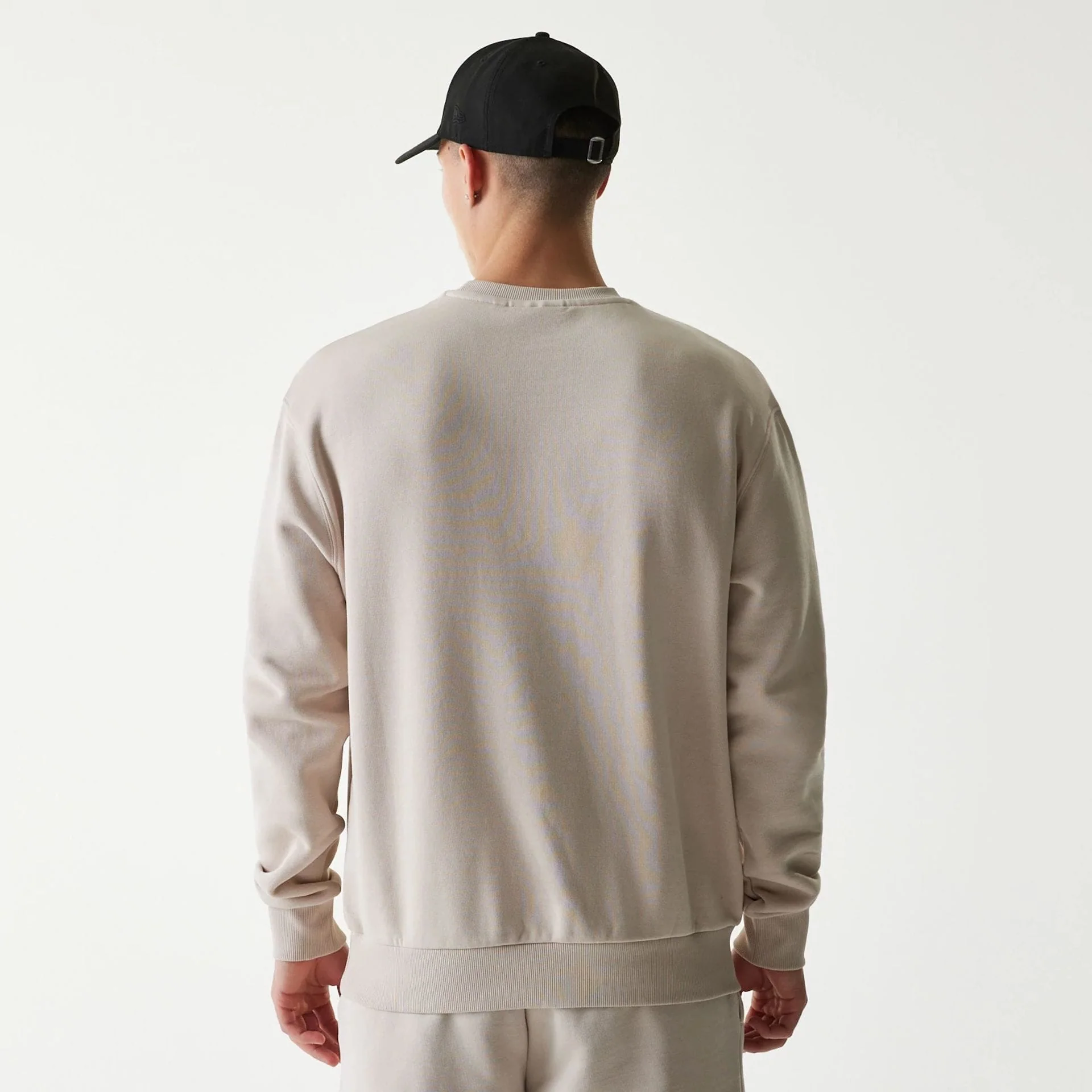 New York Yankees MLB League Essential Midi Cream Oversized Crew Neck Sweater - Image 2
