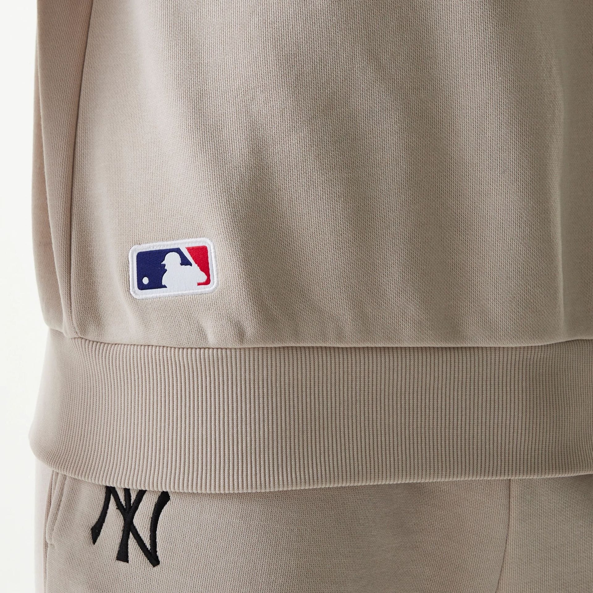 New York Yankees MLB League Essential Midi Cream Oversized Crew Neck Sweater - Image 6