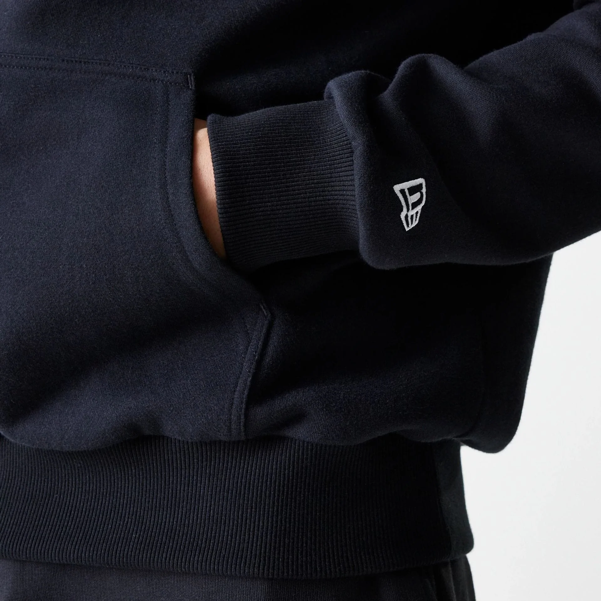 New York Yankees MLB League Essential Midi French Terry Black Oversized Pullover Hoodie - Image 5
